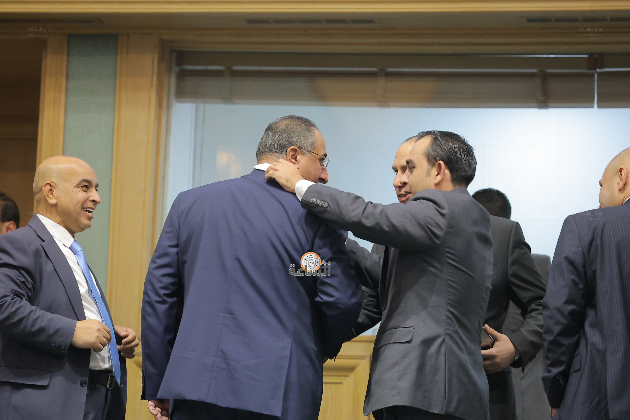 Madar Al-Saa Images 0.27740636078553915