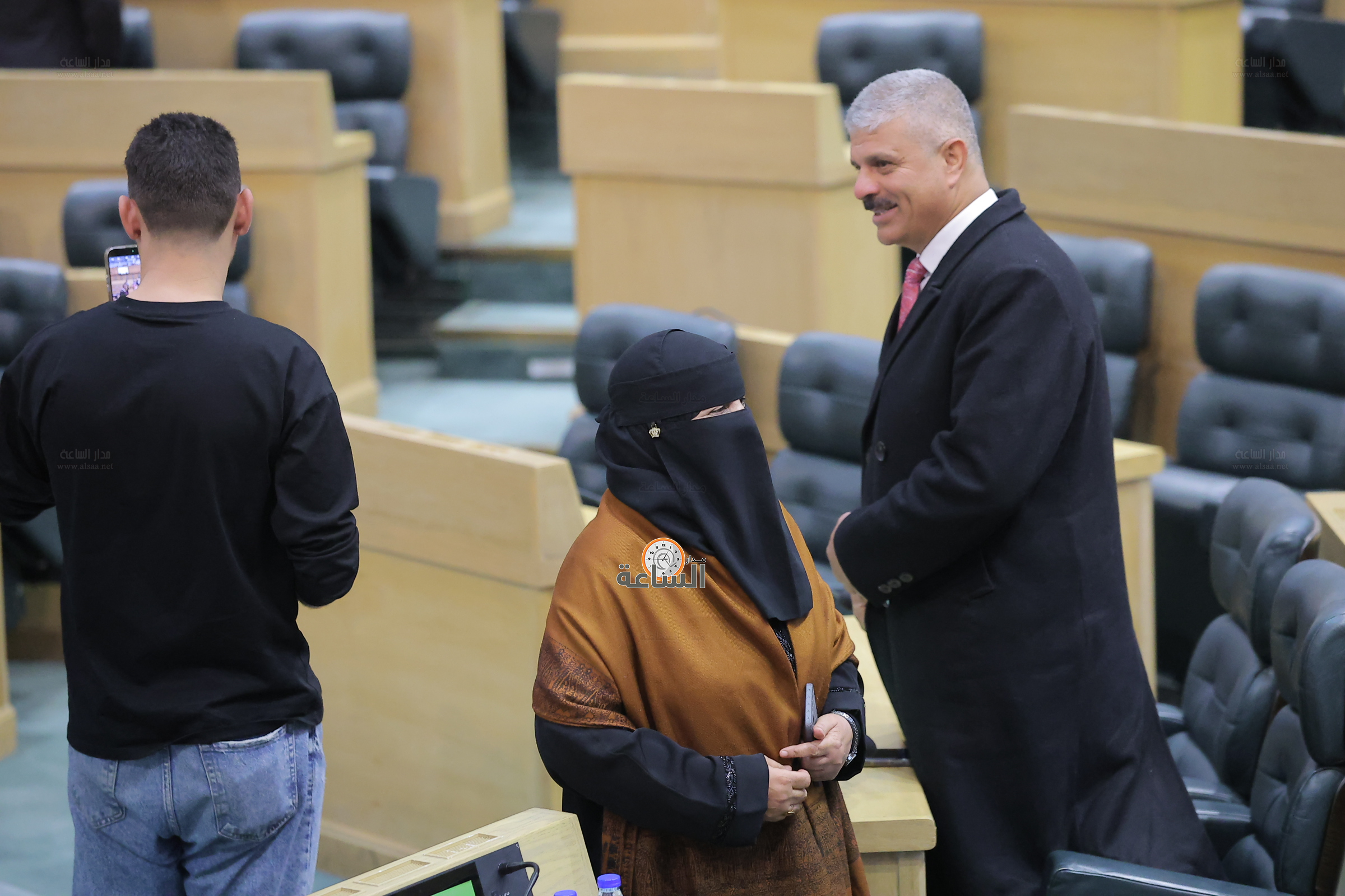 Madar Al-Saa Images 0.9345126322034546