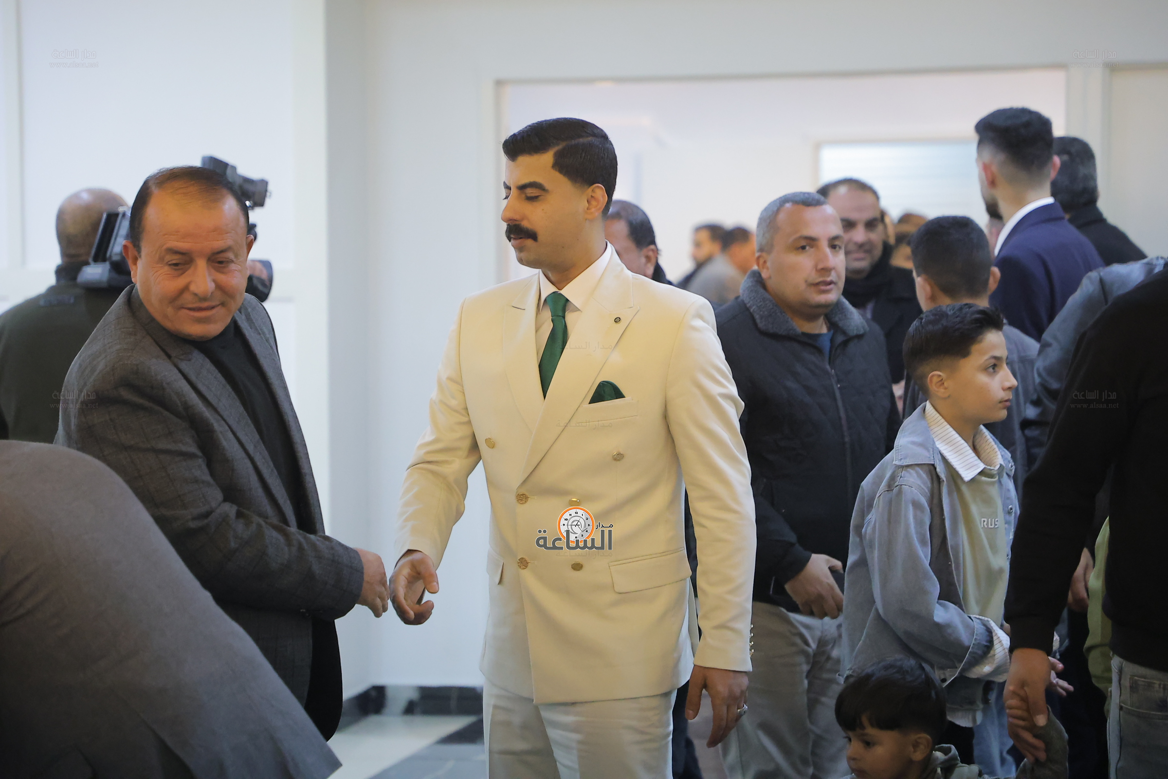 Madar Al-Saa Images 0.3084451130626906