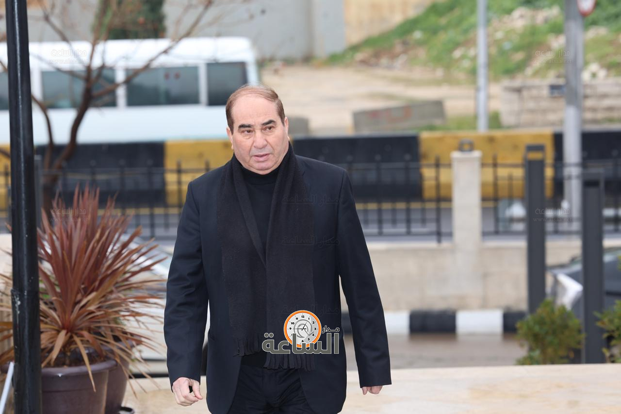 Madar Al-Saa Images 0.017898703326713505