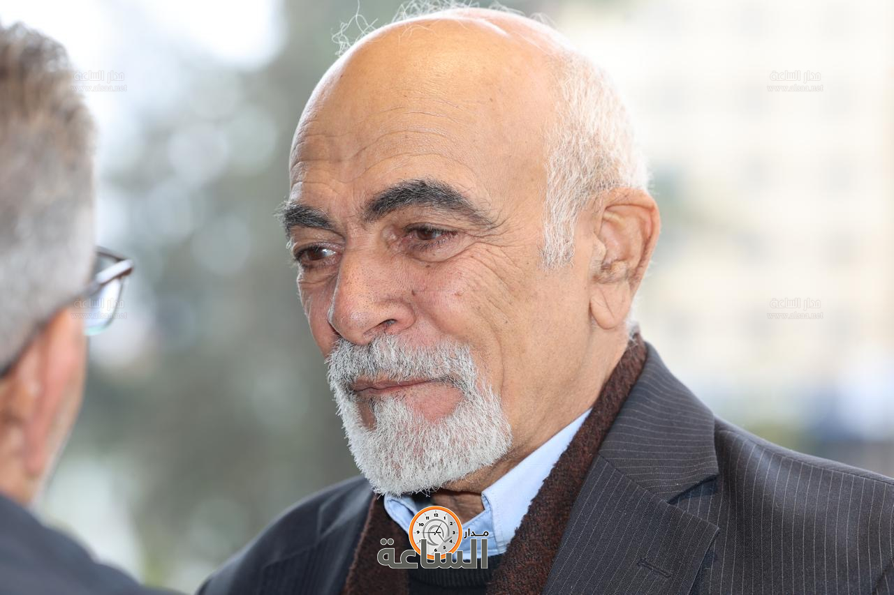 Madar Al-Saa Images 0.06950322465708147