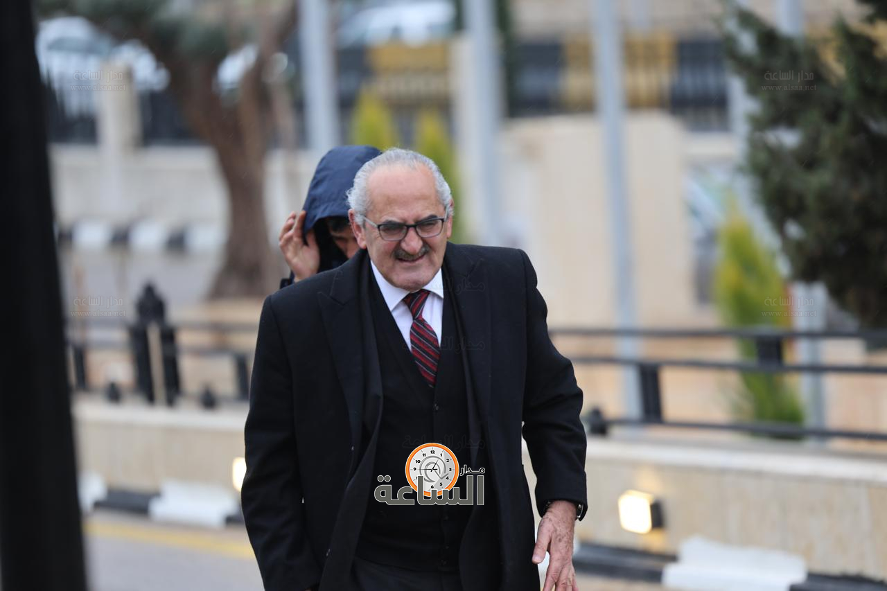 Madar Al-Saa Images 0.4408649210382445