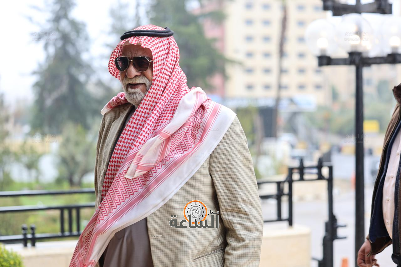 Madar Al-Saa Images 0.18479208747826004