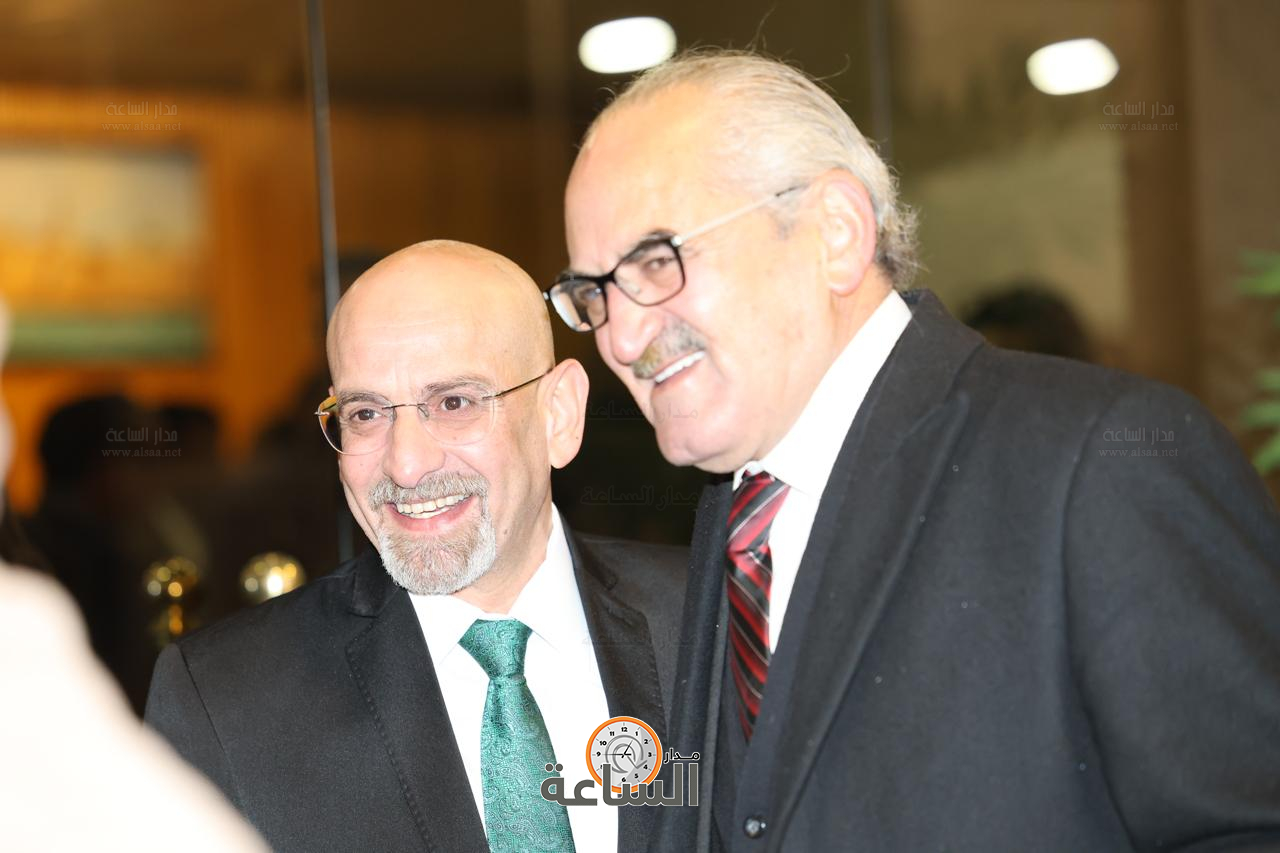 Madar Al-Saa Images 0.8158222660231879