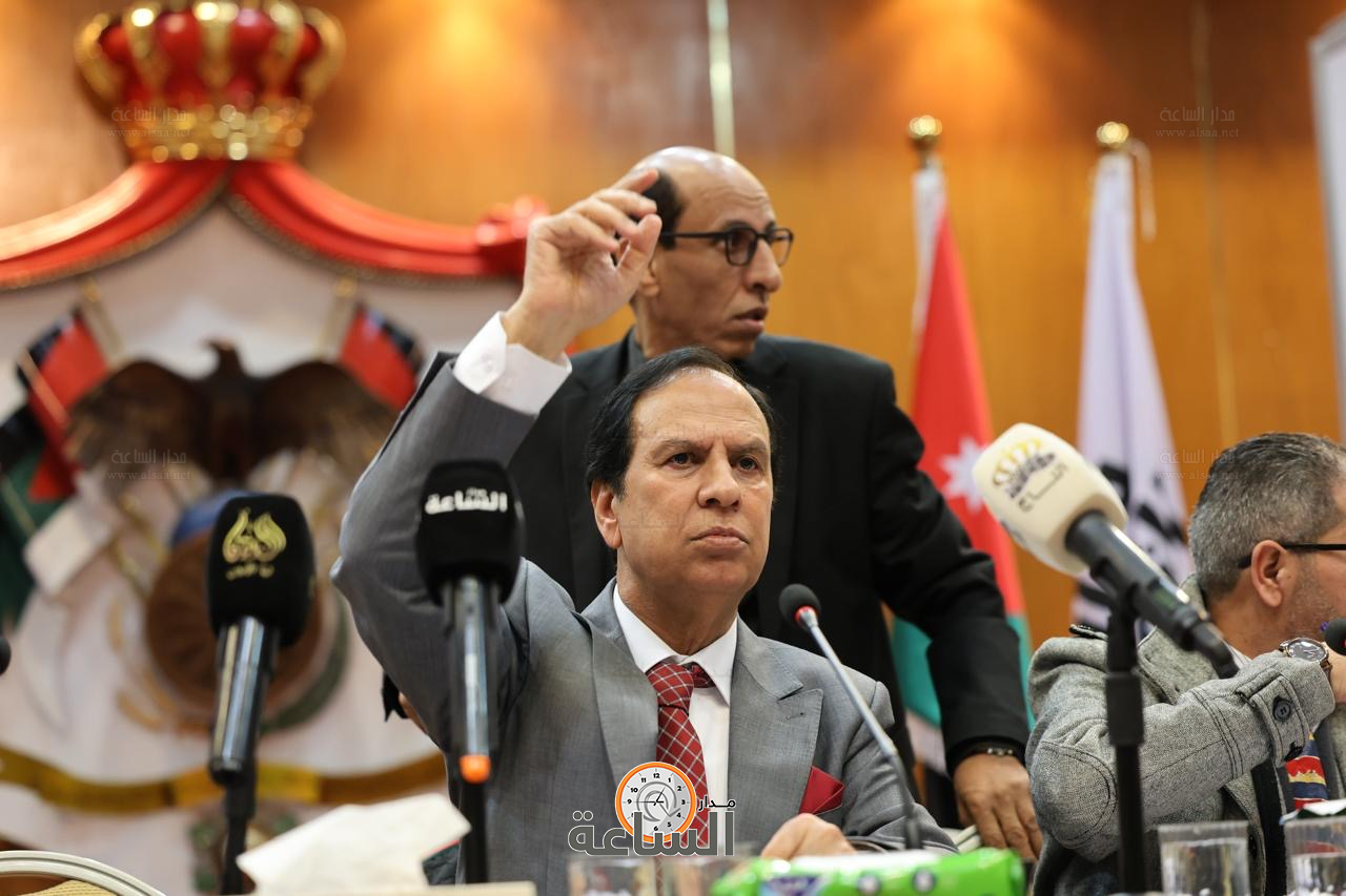 Madar Al-Saa Images 0.41035376453273287