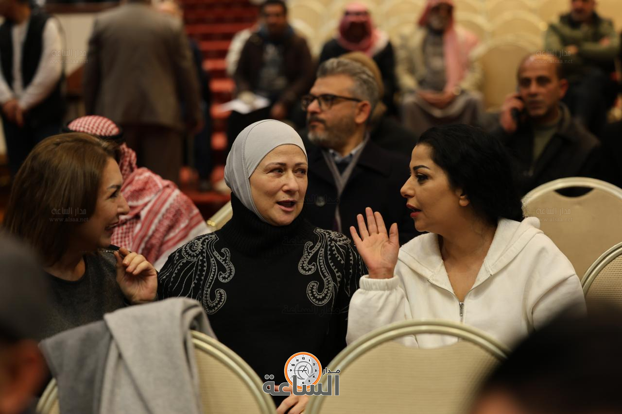 Madar Al-Saa Images 0.12088316122008957