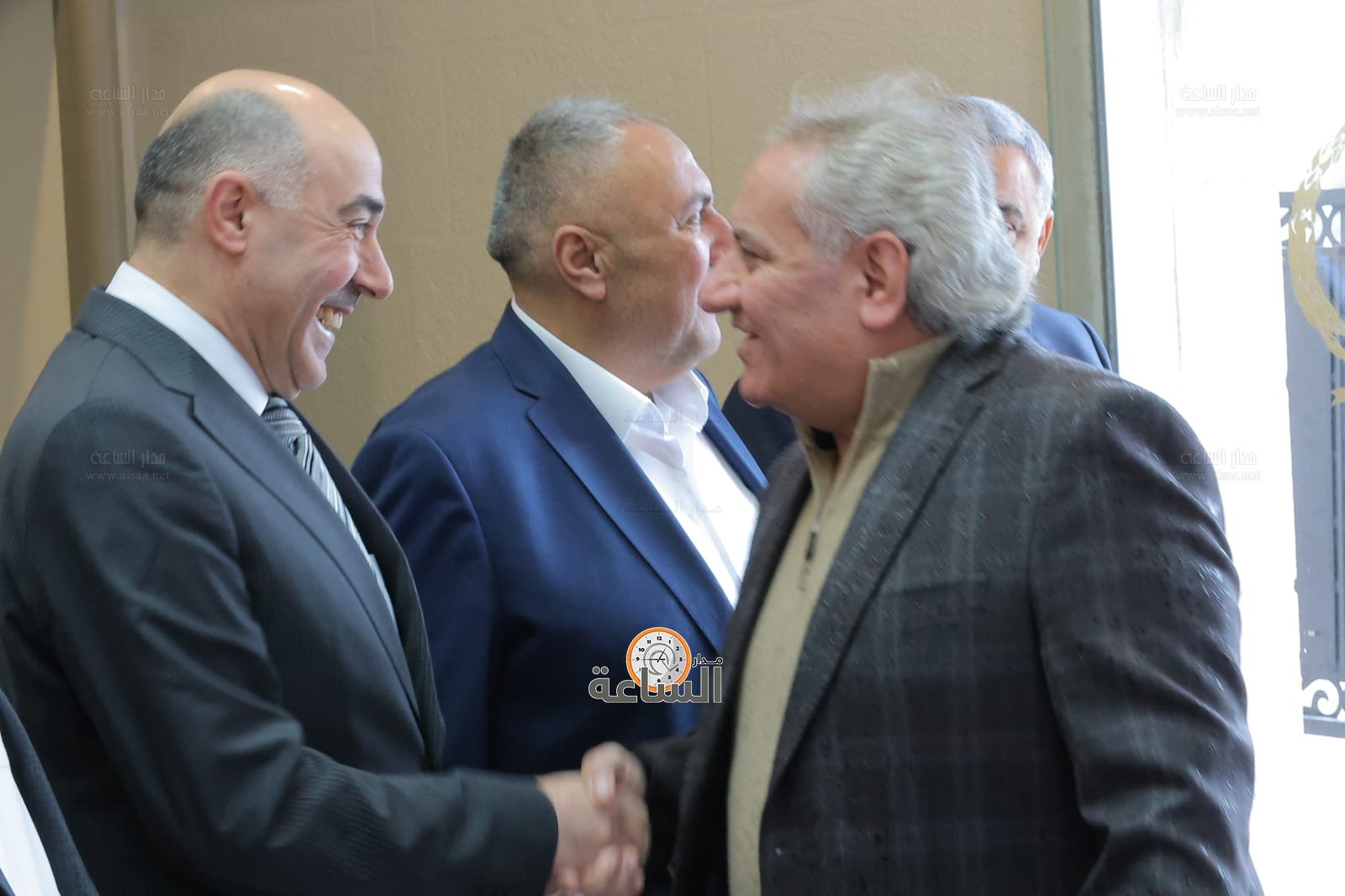 Madar Al-Saa Images 0.2370234505539892