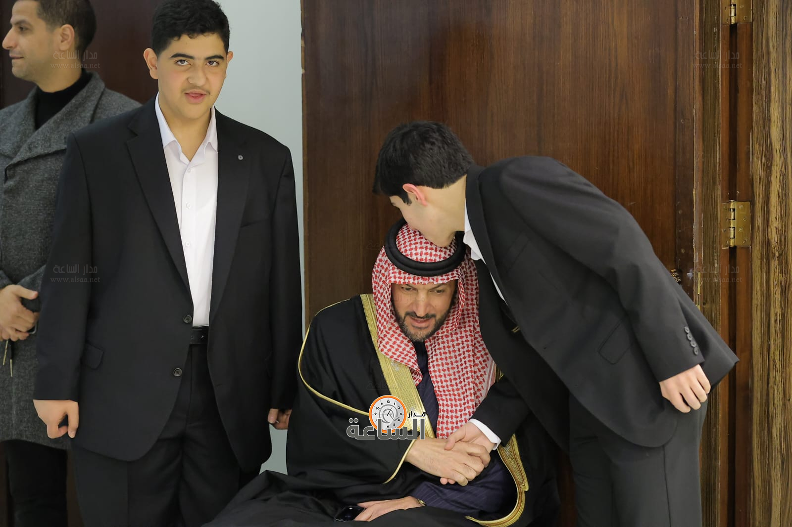 Madar Al-Saa Images 0.9815624807761227