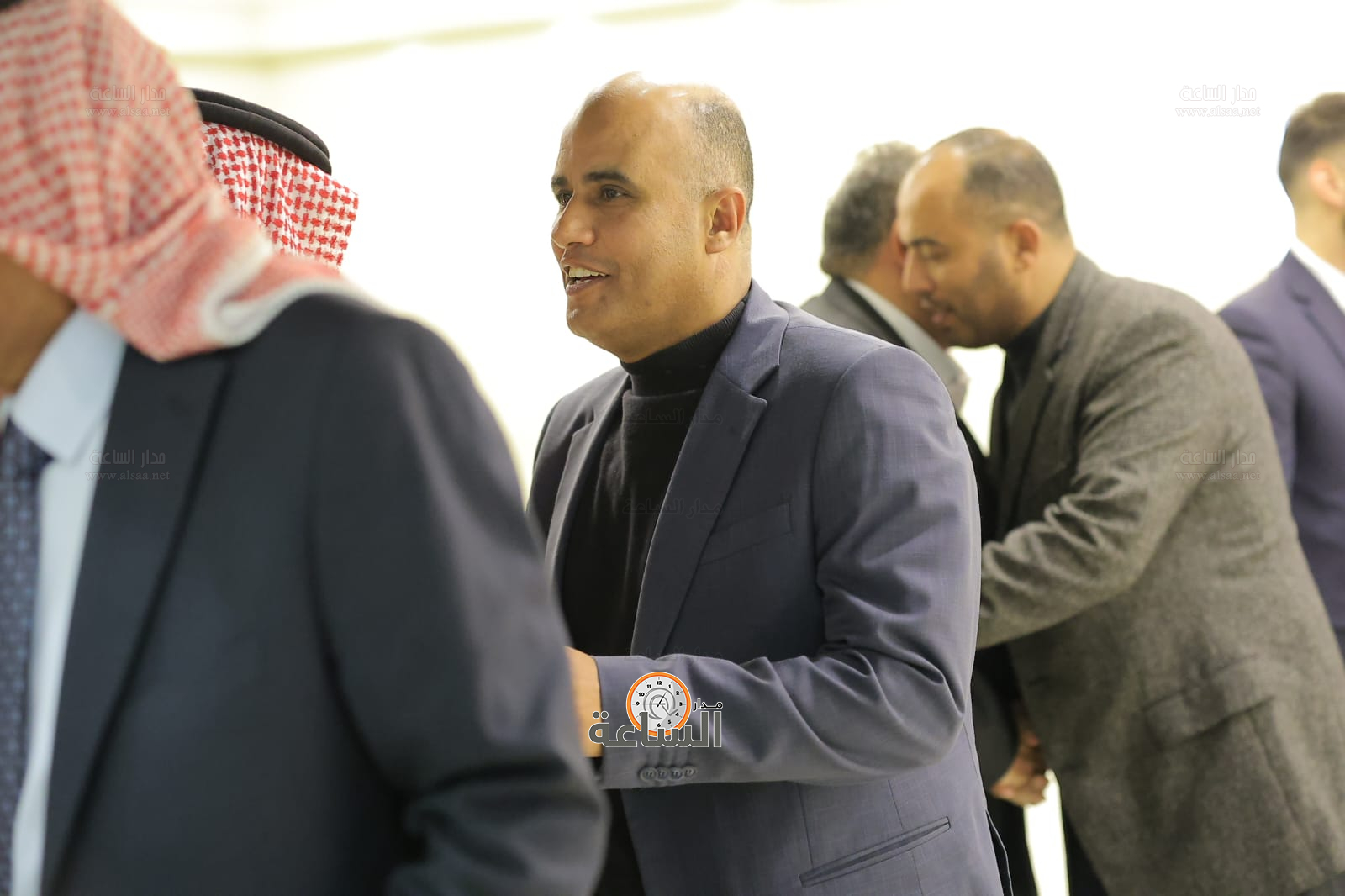 Madar Al-Saa Images 0.07292636298983679