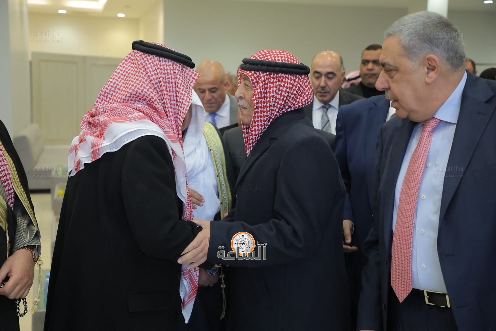 Madar Al-Saa Images 0.051137457135223996