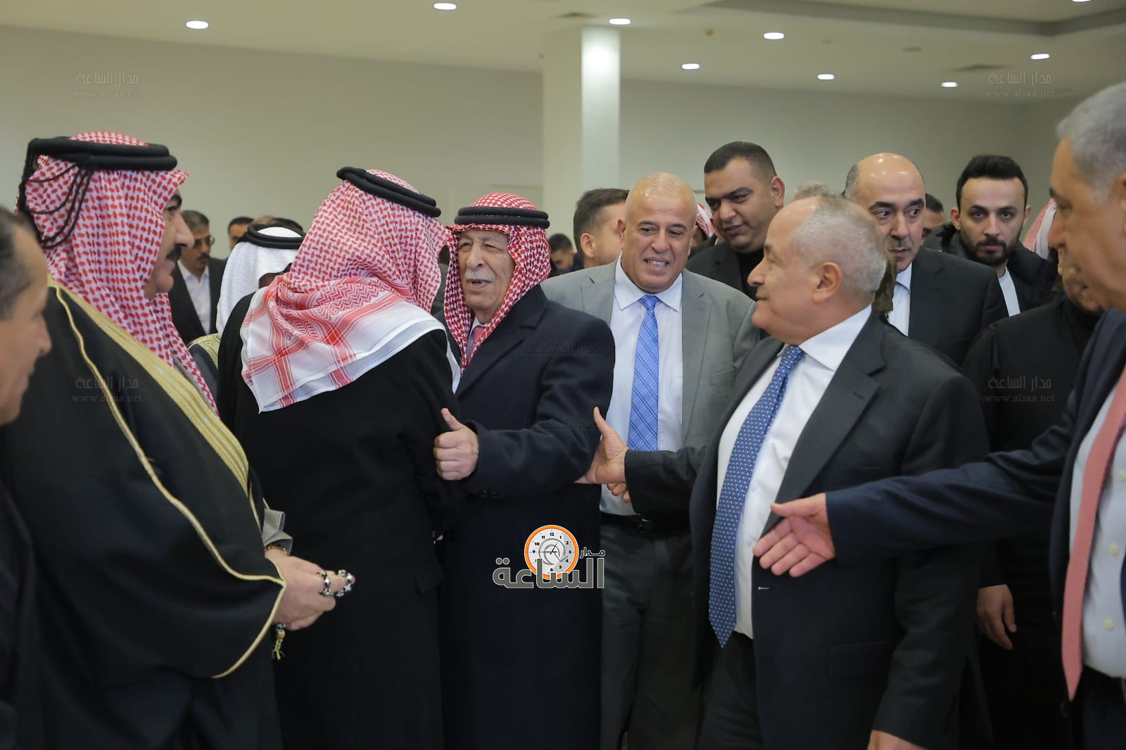 Madar Al-Saa Images 0.7647446151570859