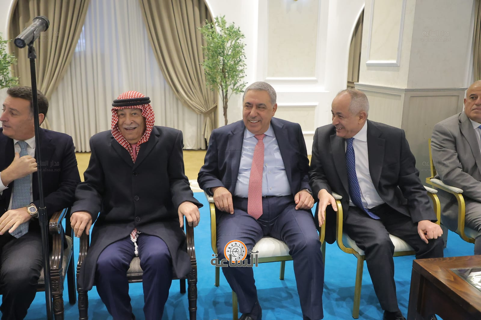 Madar Al-Saa Images 0.7693502853901711