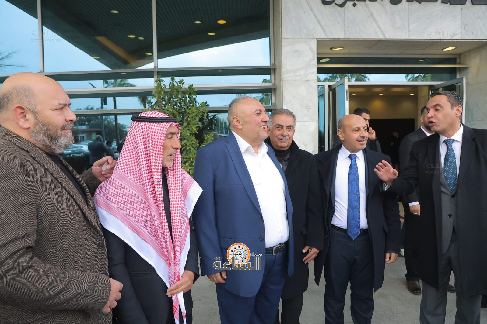 Madar Al-Saa Images 0.4182076405842051