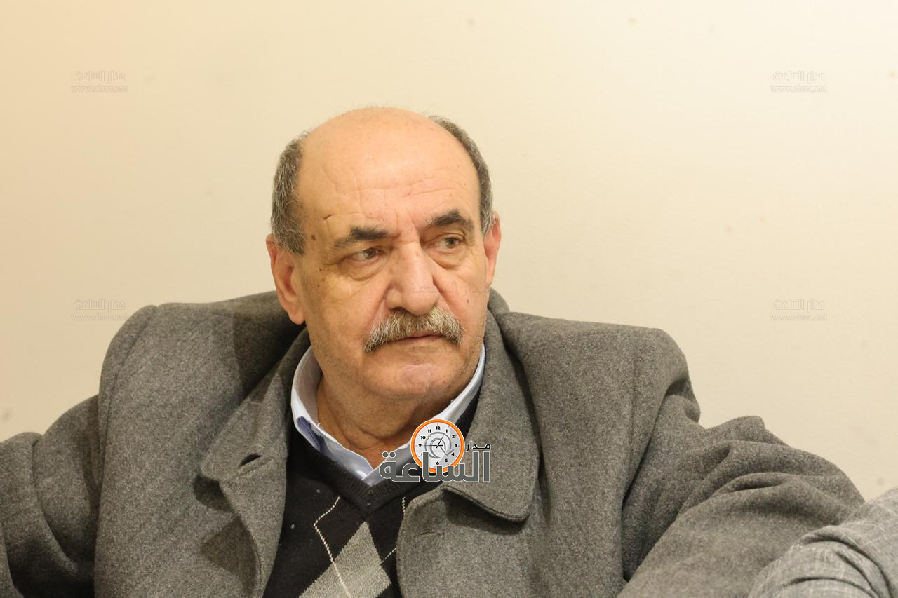 Madar Al-Saa Images 0.46374325373463243