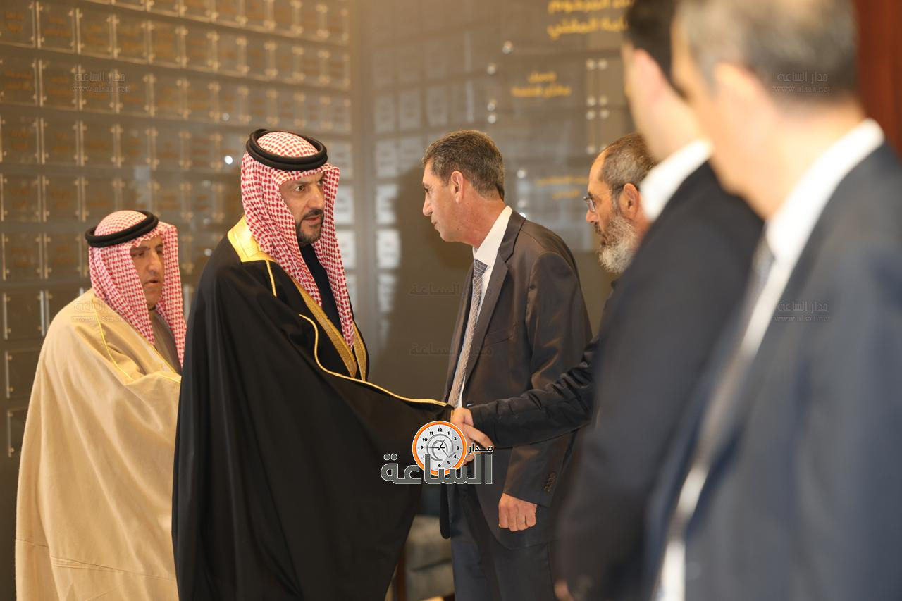 Madar Al-Saa Images 0.7379602457657907