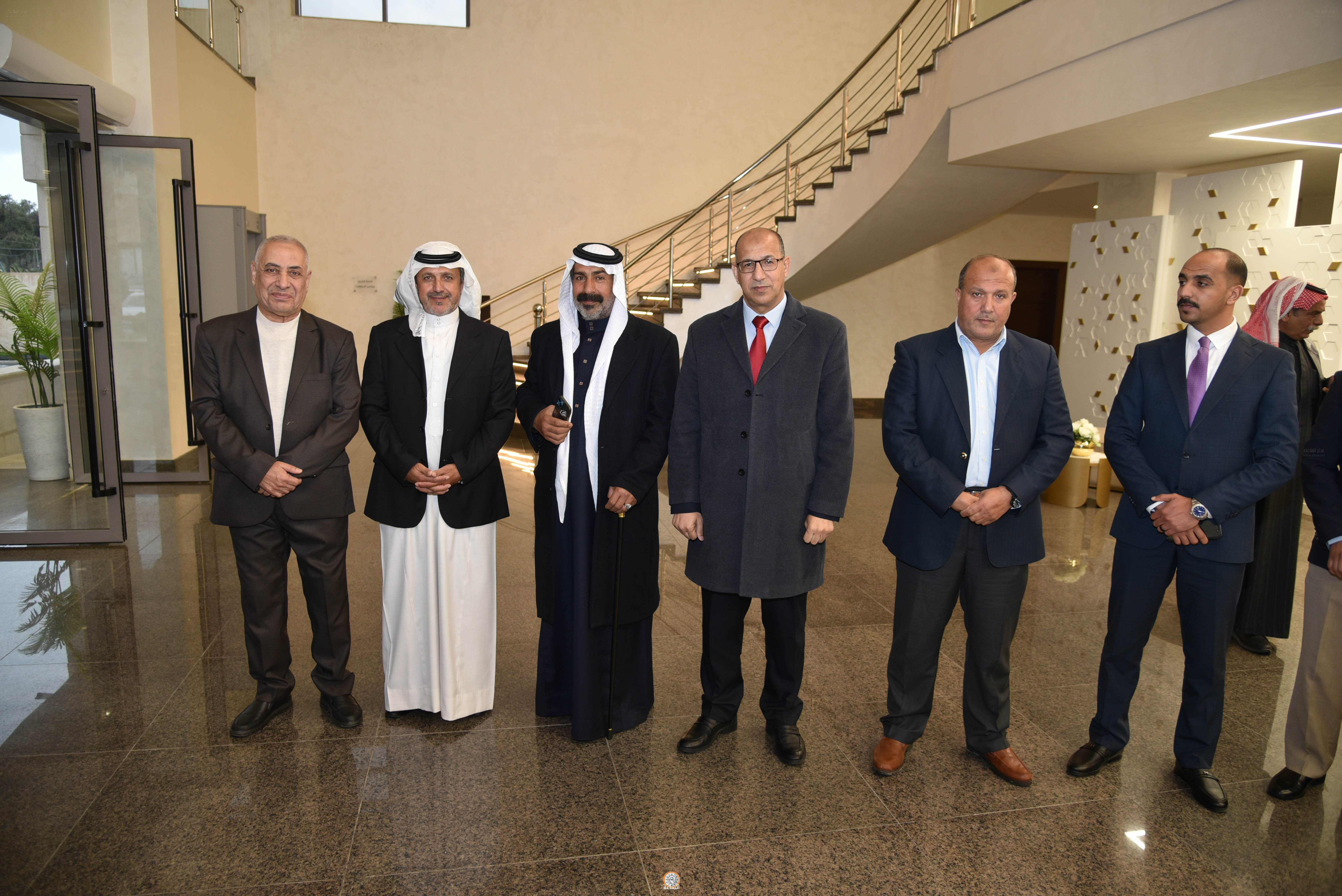 Madar Al-Saa Images 0.808085625500124