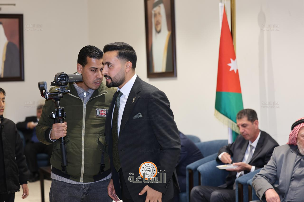 Madar Al-Saa Images 0.6384857275297223