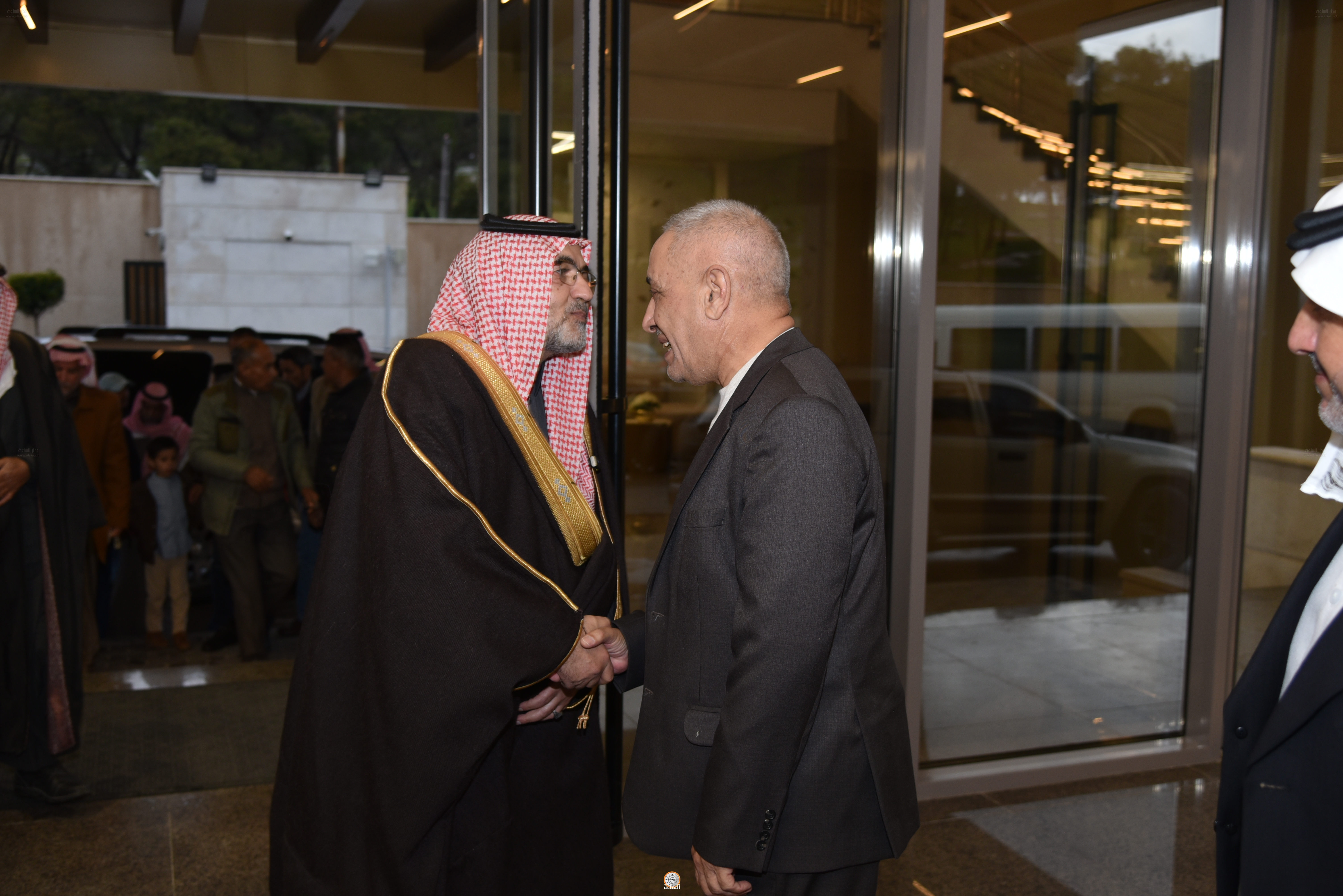 Madar Al-Saa Images 0.8672093430261304