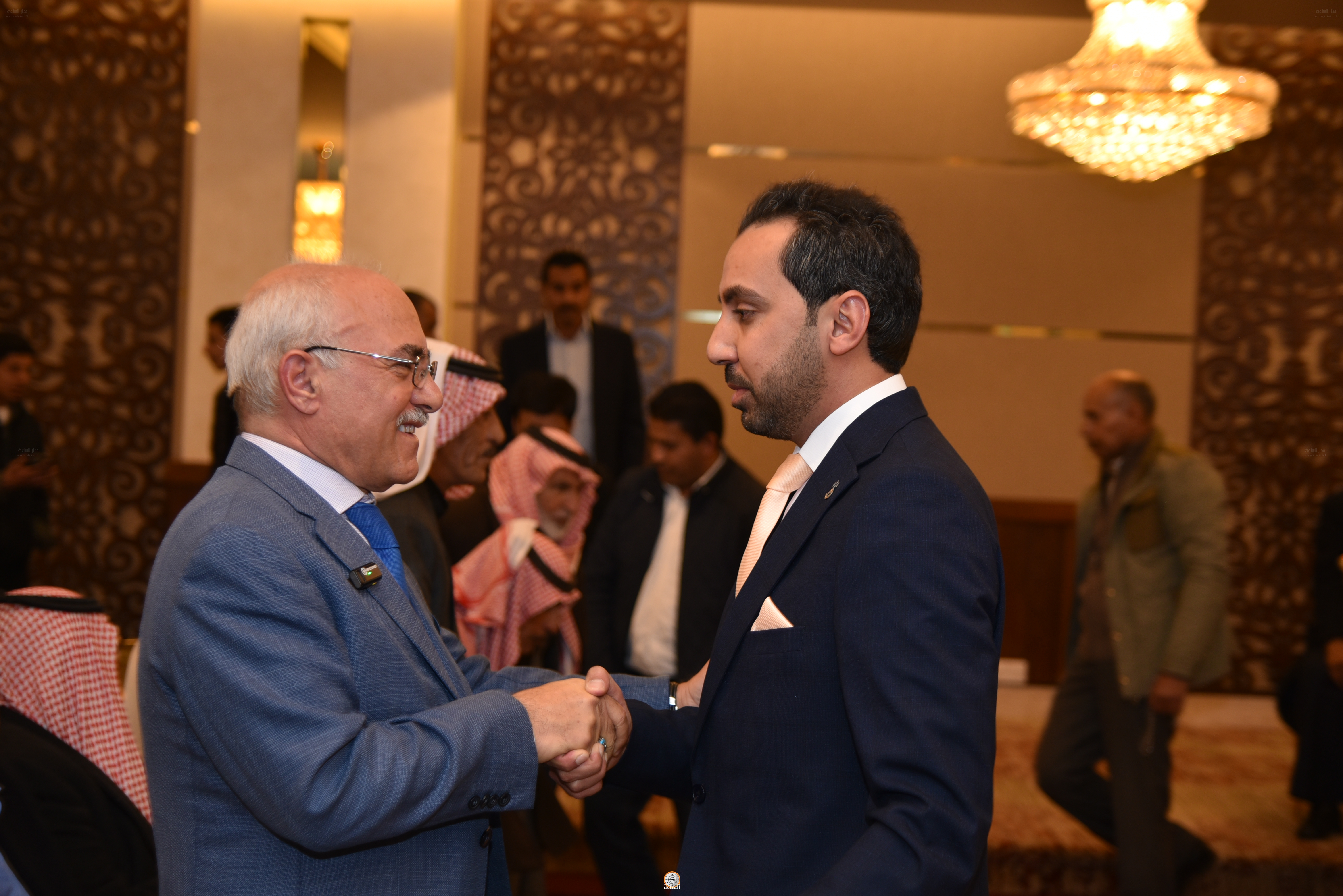 Madar Al-Saa Images 0.8854863578983493