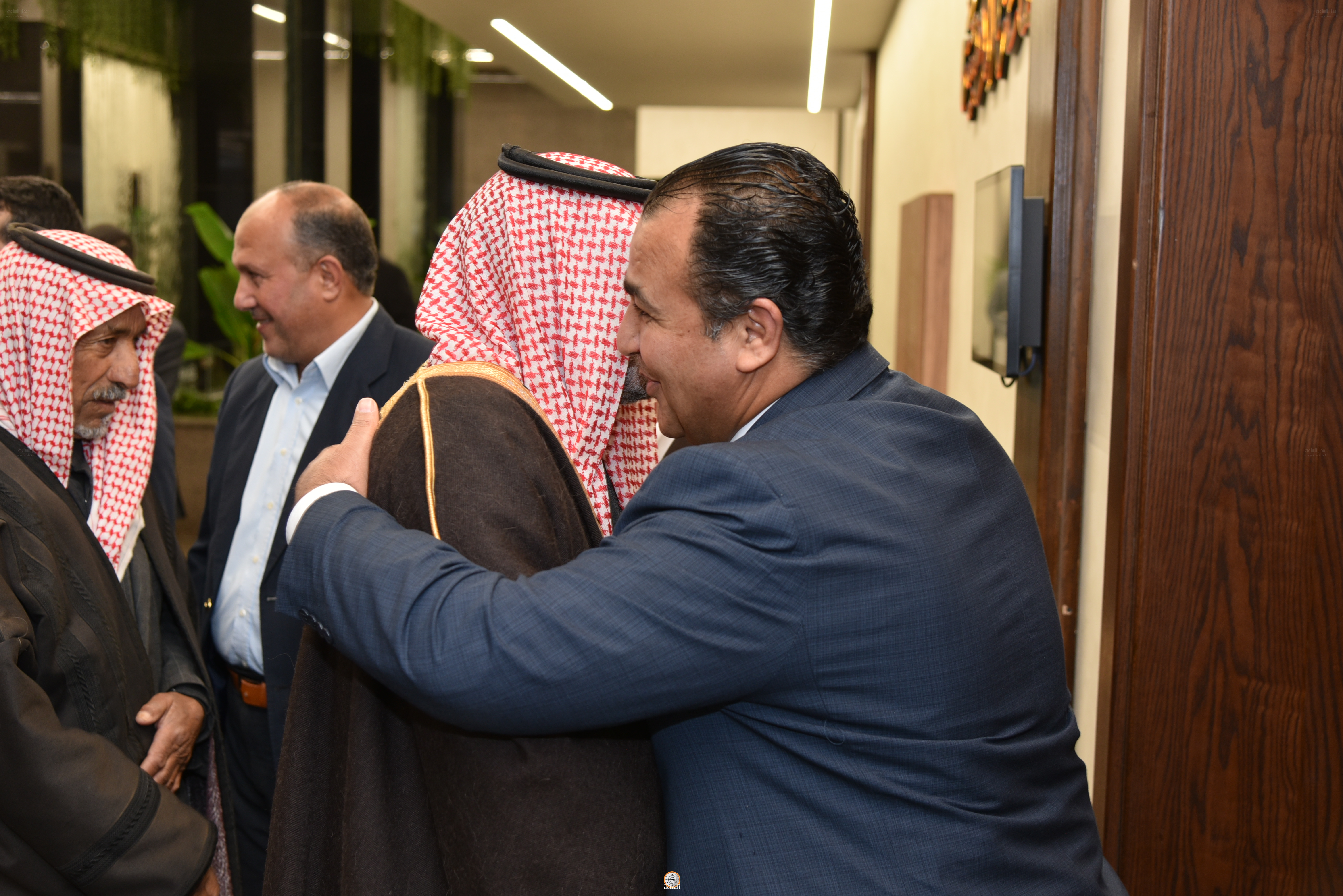 Madar Al-Saa Images 0.09225362121152392