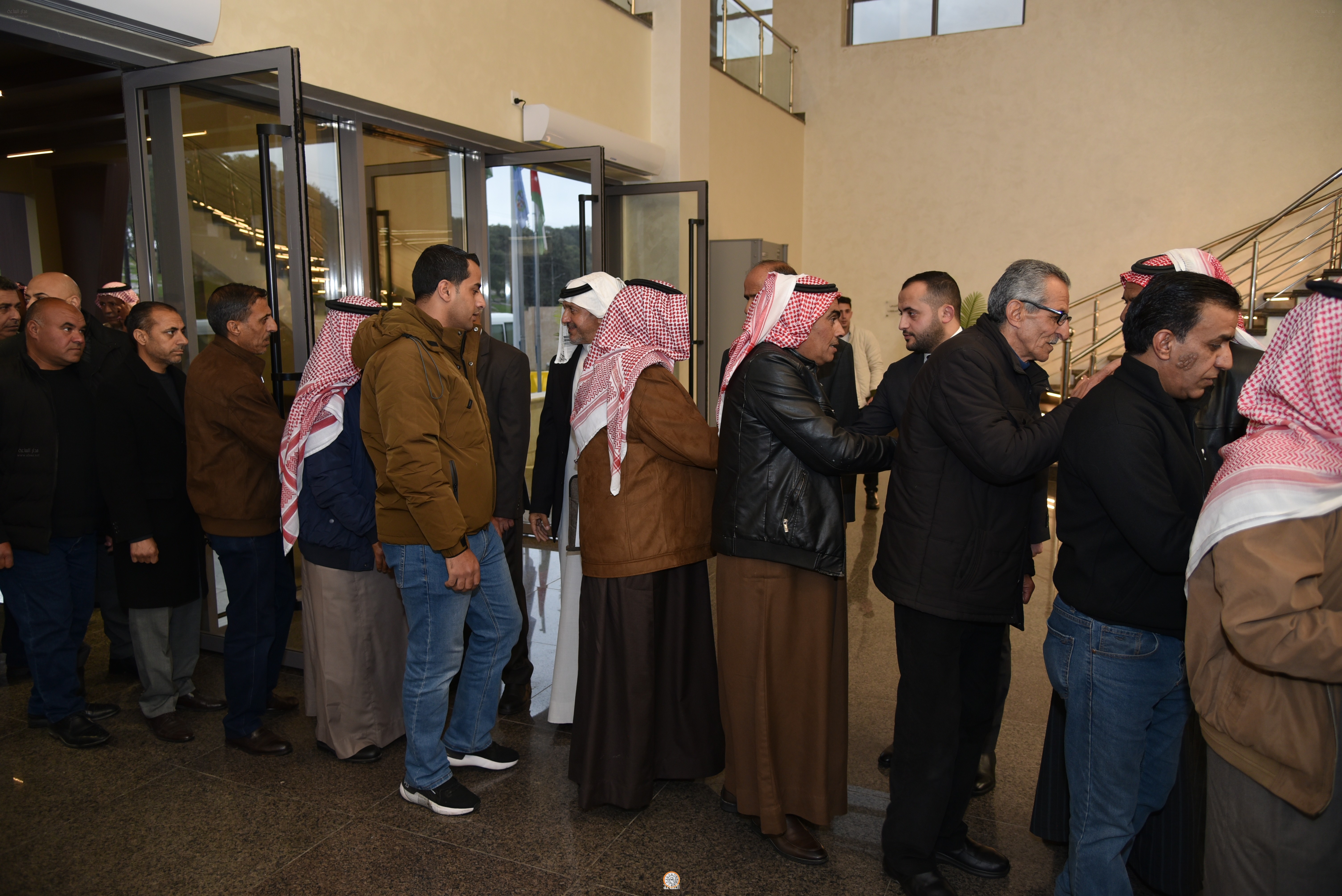 Madar Al-Saa Images 0.09364505304748372