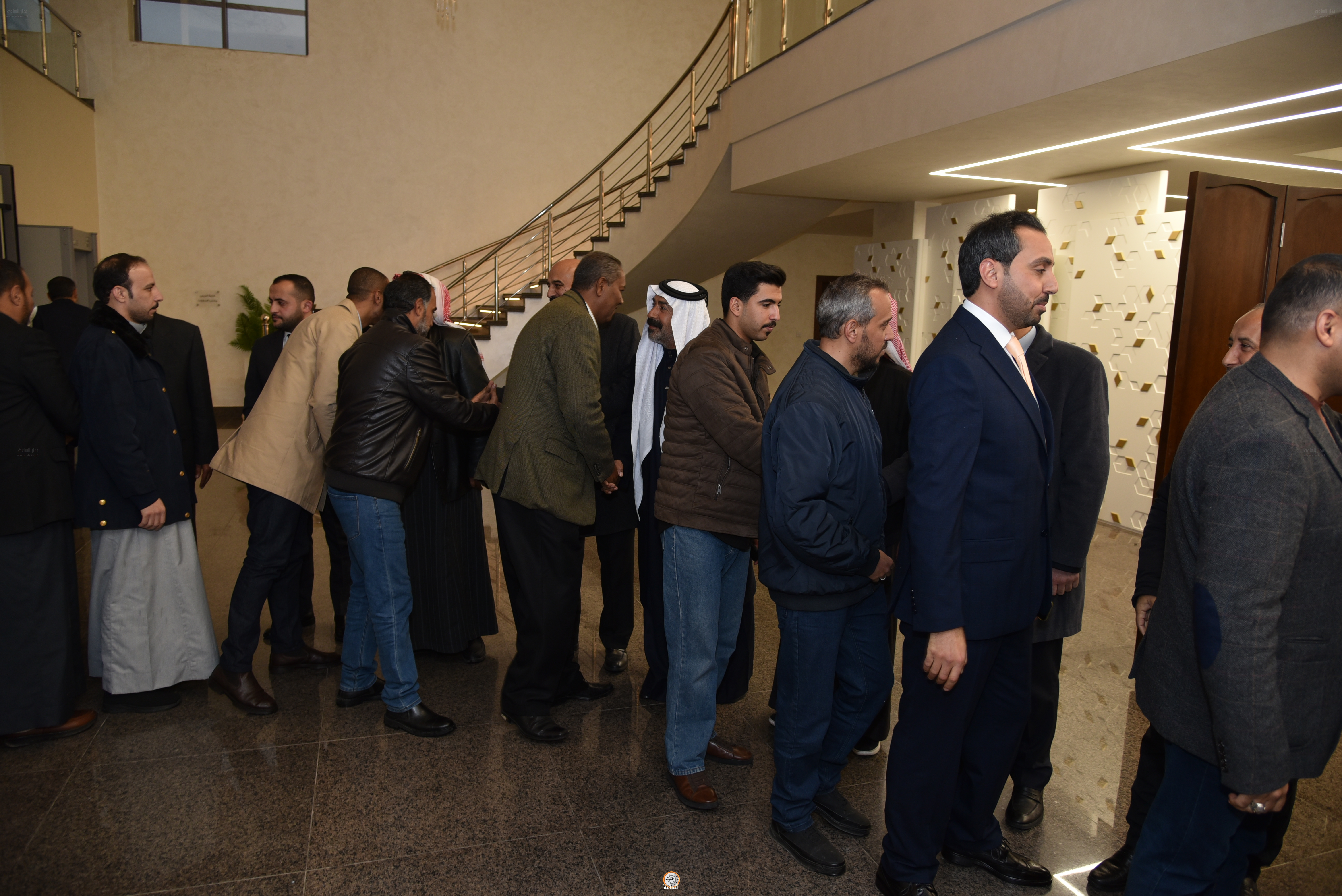 Madar Al-Saa Images 0.6346048723693233