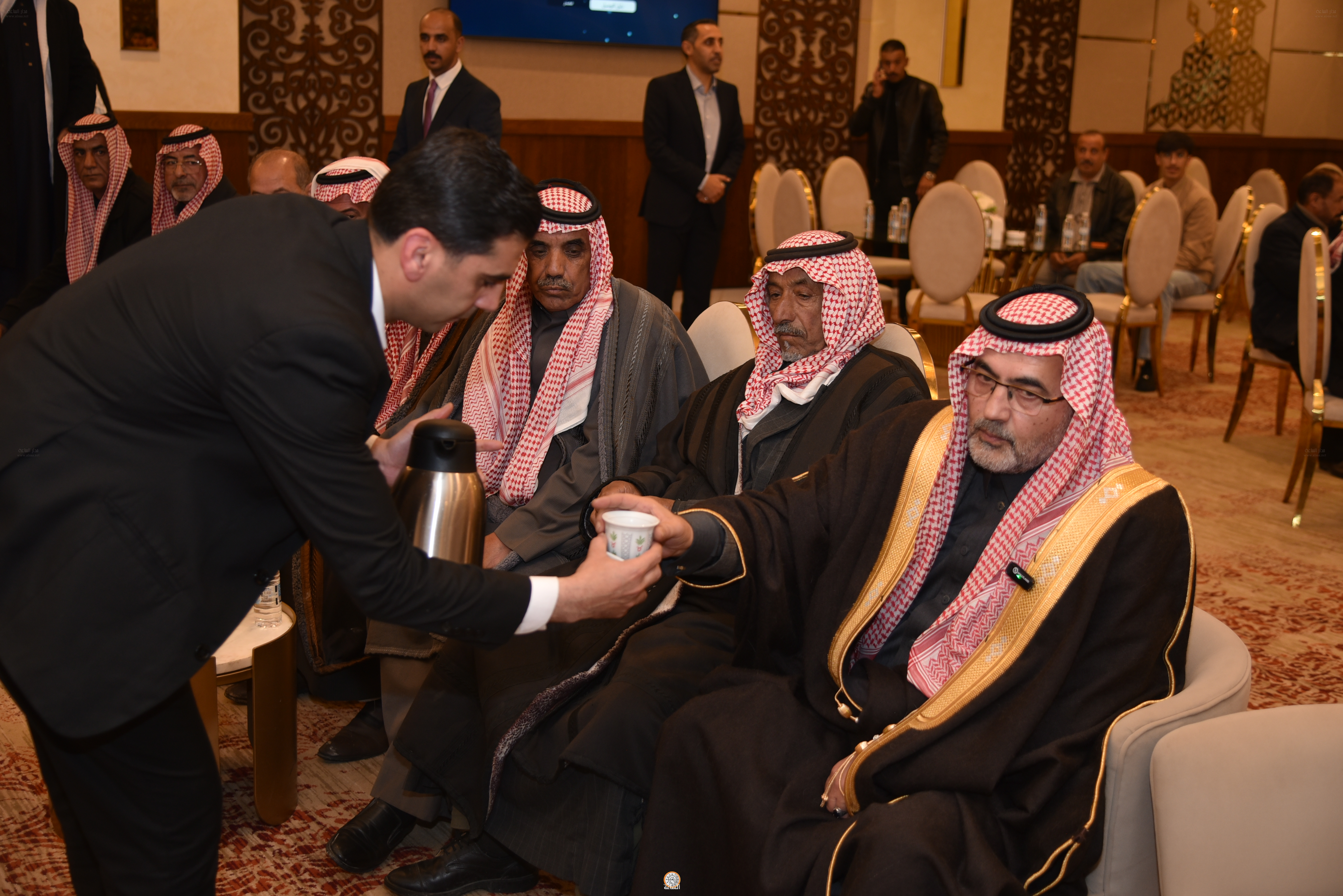 Madar Al-Saa Images 0.527601341446326