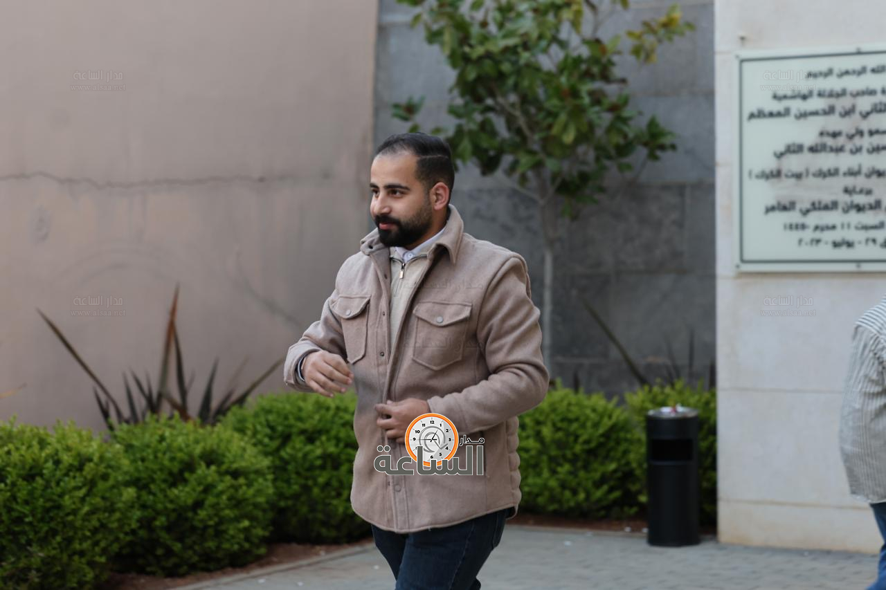 Madar Al-Saa Images 0.4194263052910576