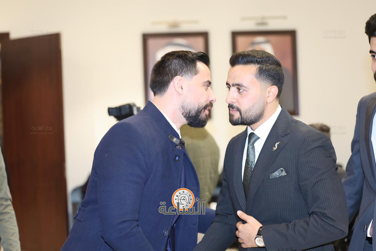 Madar Al-Saa Images 0.7937789169391285