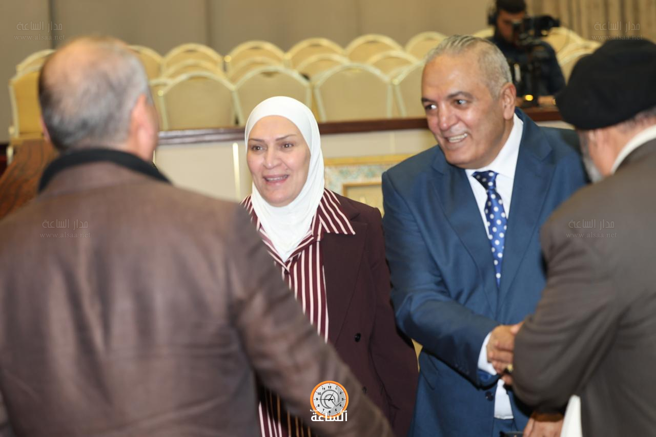 Madar Al-Saa Images 0.9343568346758385