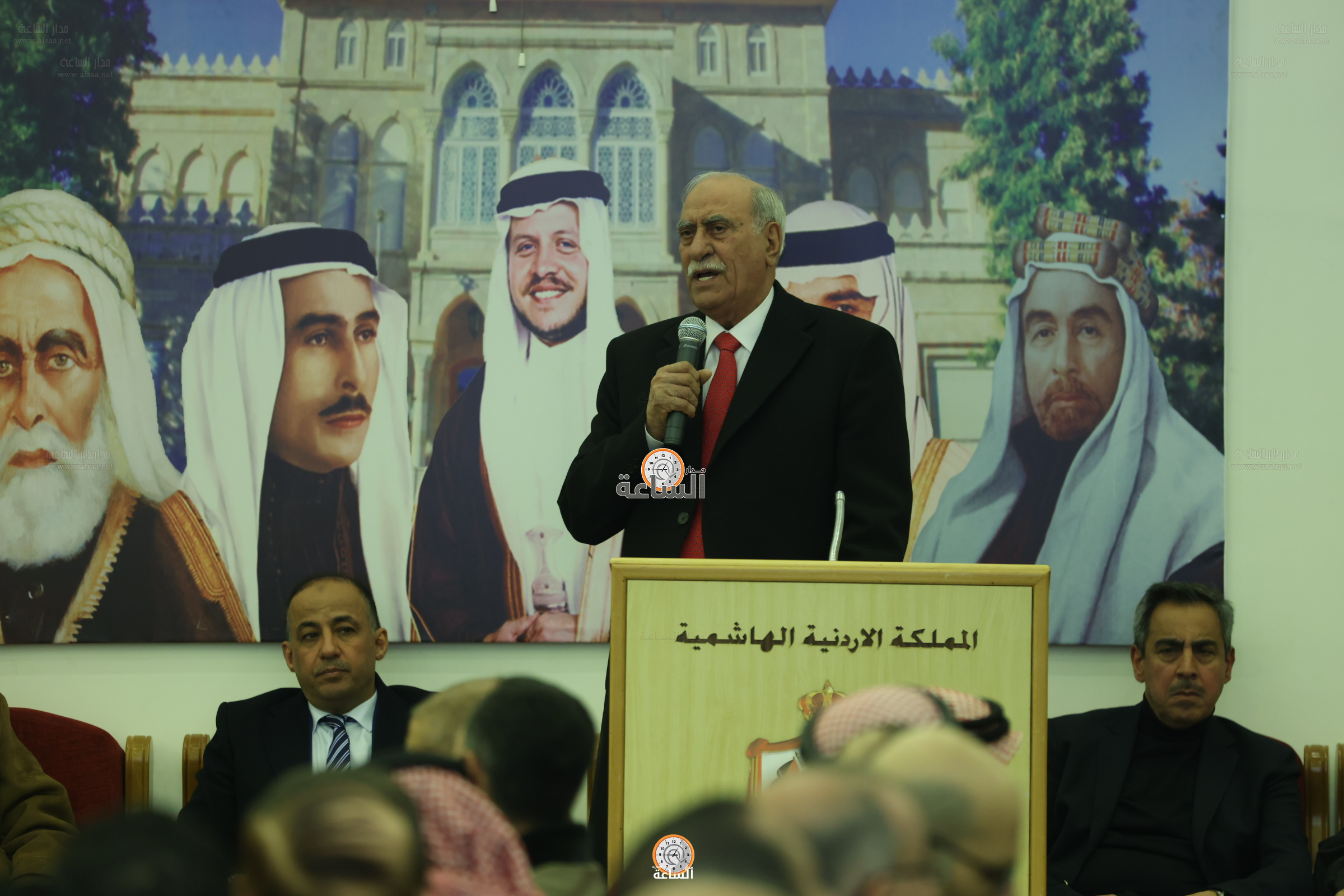 Madar Al-Saa Images 0.8214619293120343