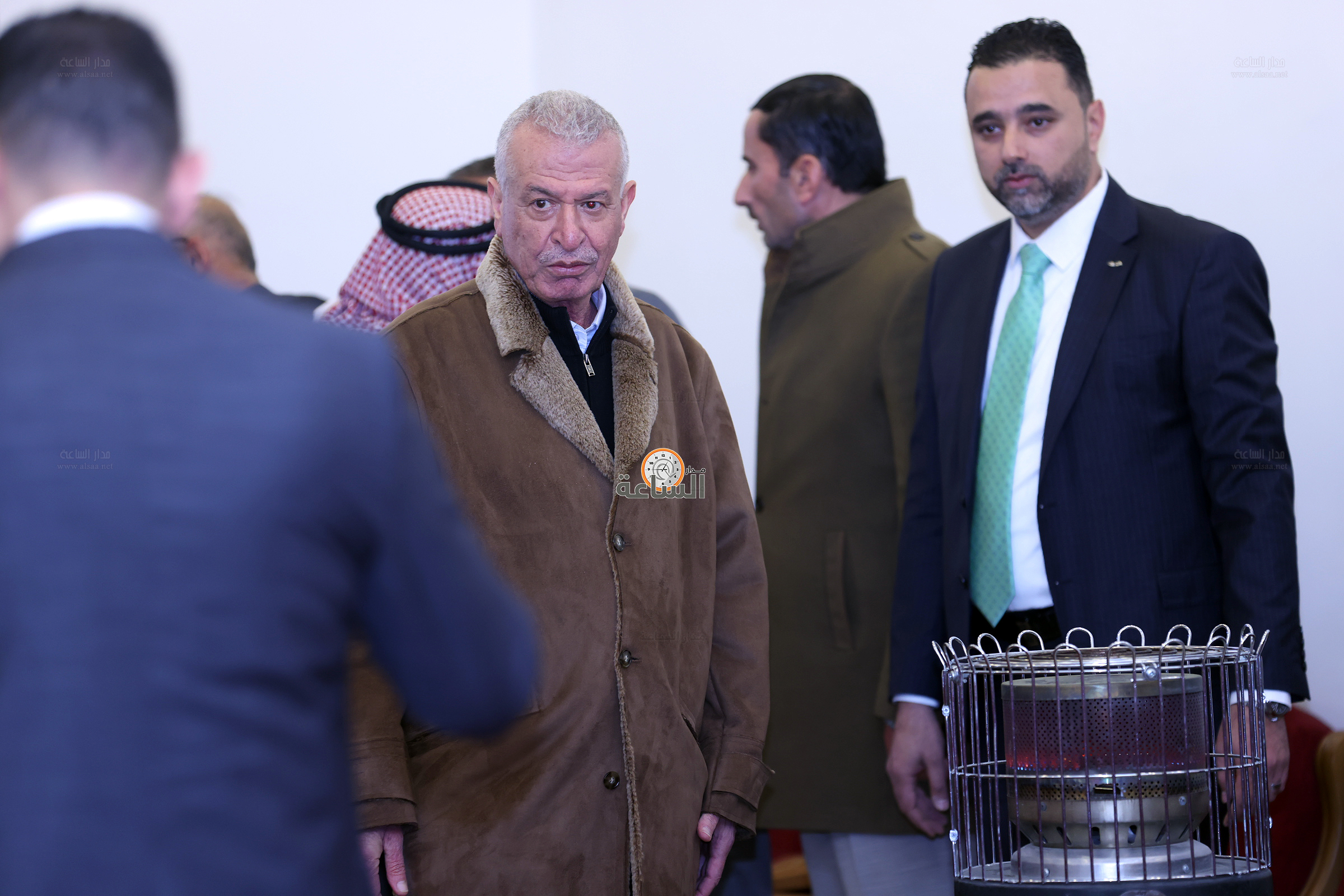 Madar Al-Saa Images 0.16299424989125189