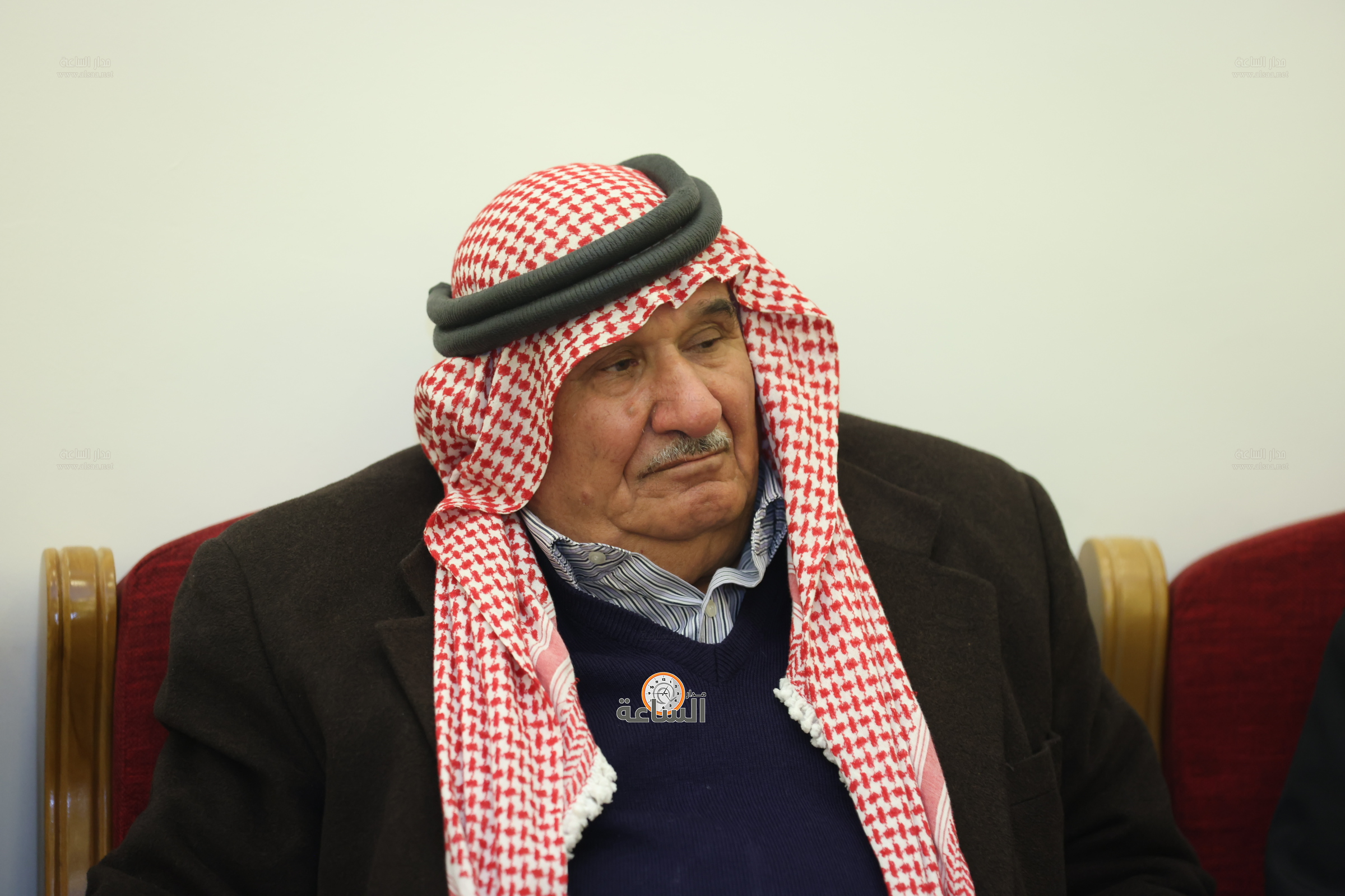 Madar Al-Saa Images 0.5048851343374237