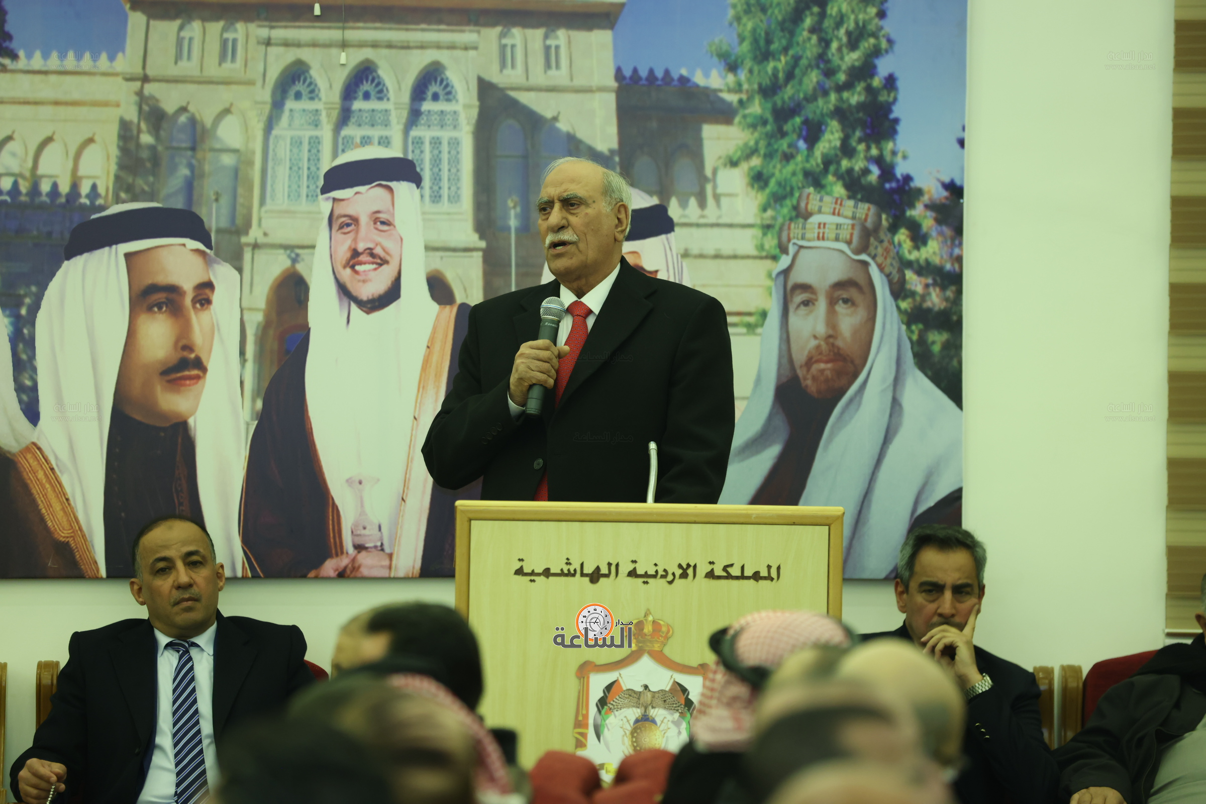 Madar Al-Saa Images 0.6470841107007413