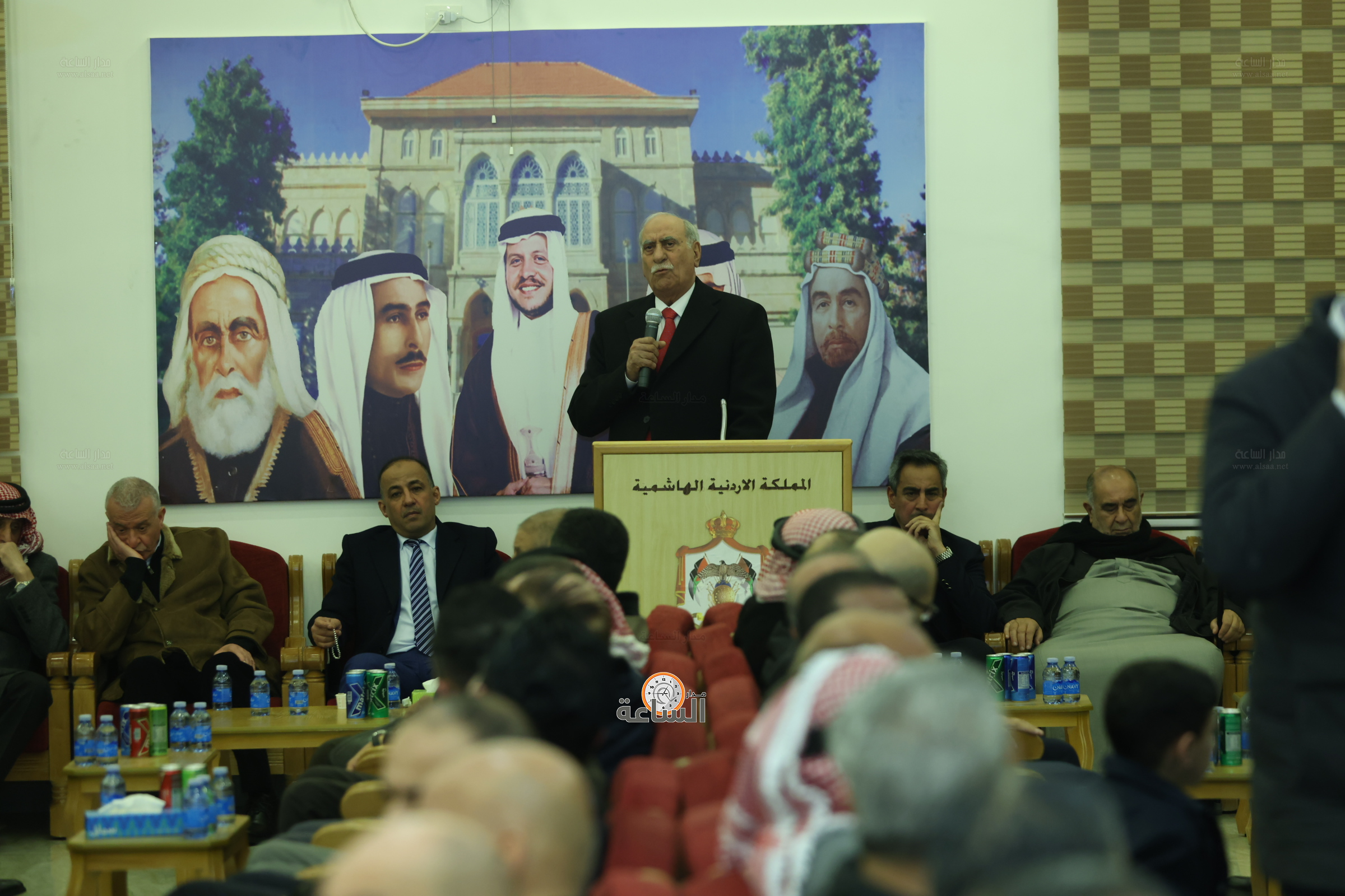 Madar Al-Saa Images 0.7865442683678601