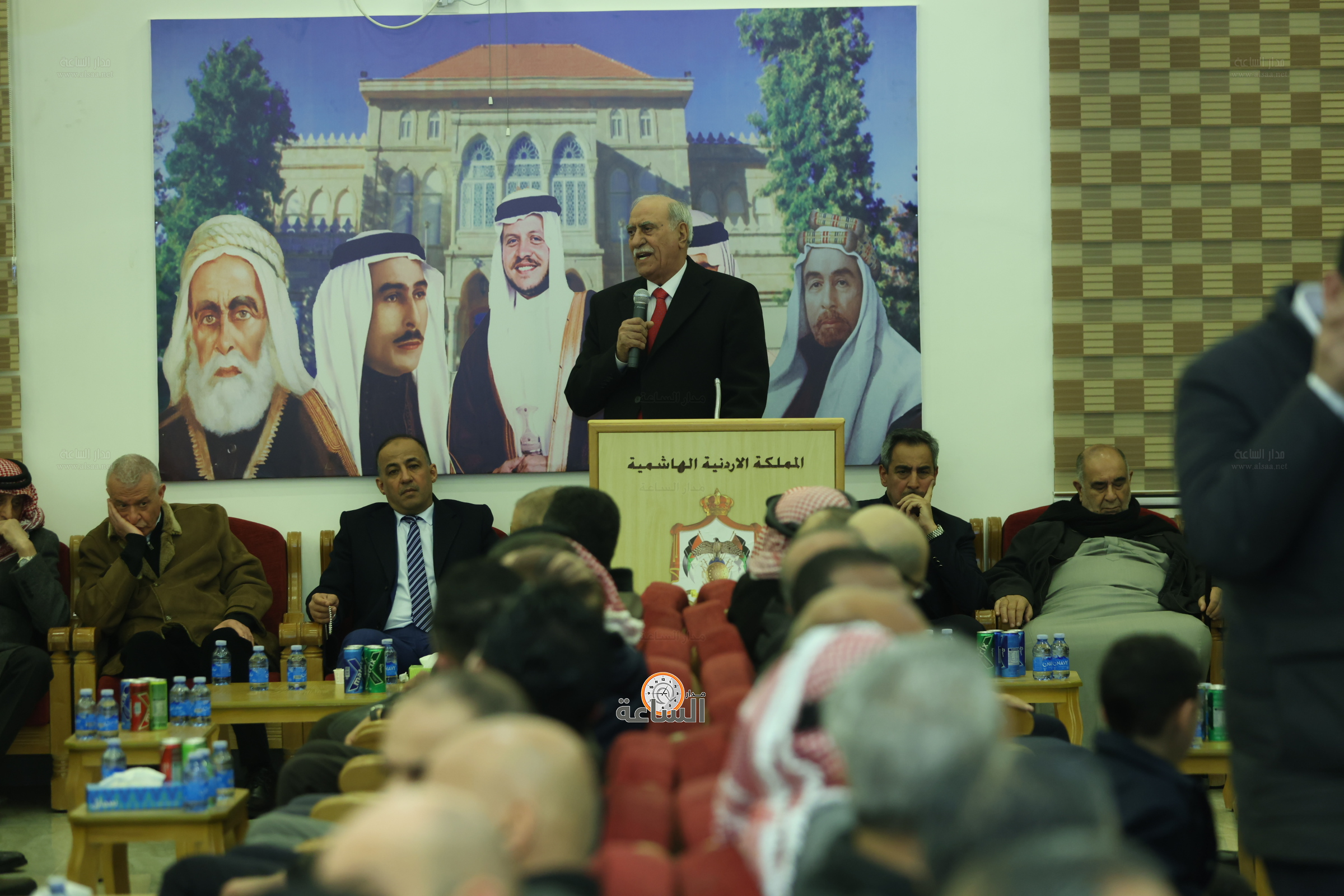 Madar Al-Saa Images 0.13318136909832823