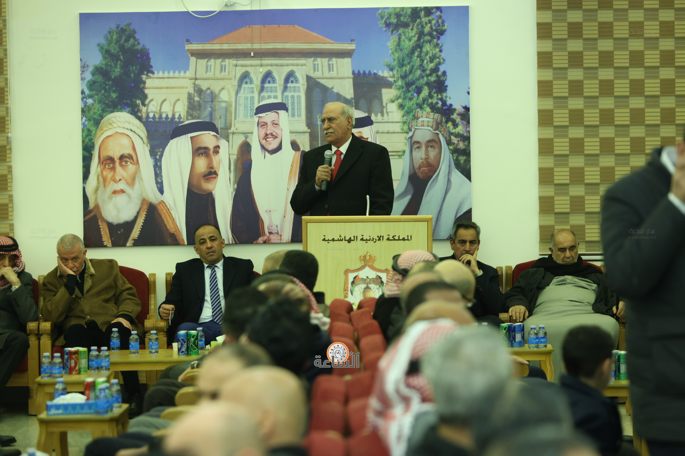 Madar Al-Saa Images 0.36817850986637324