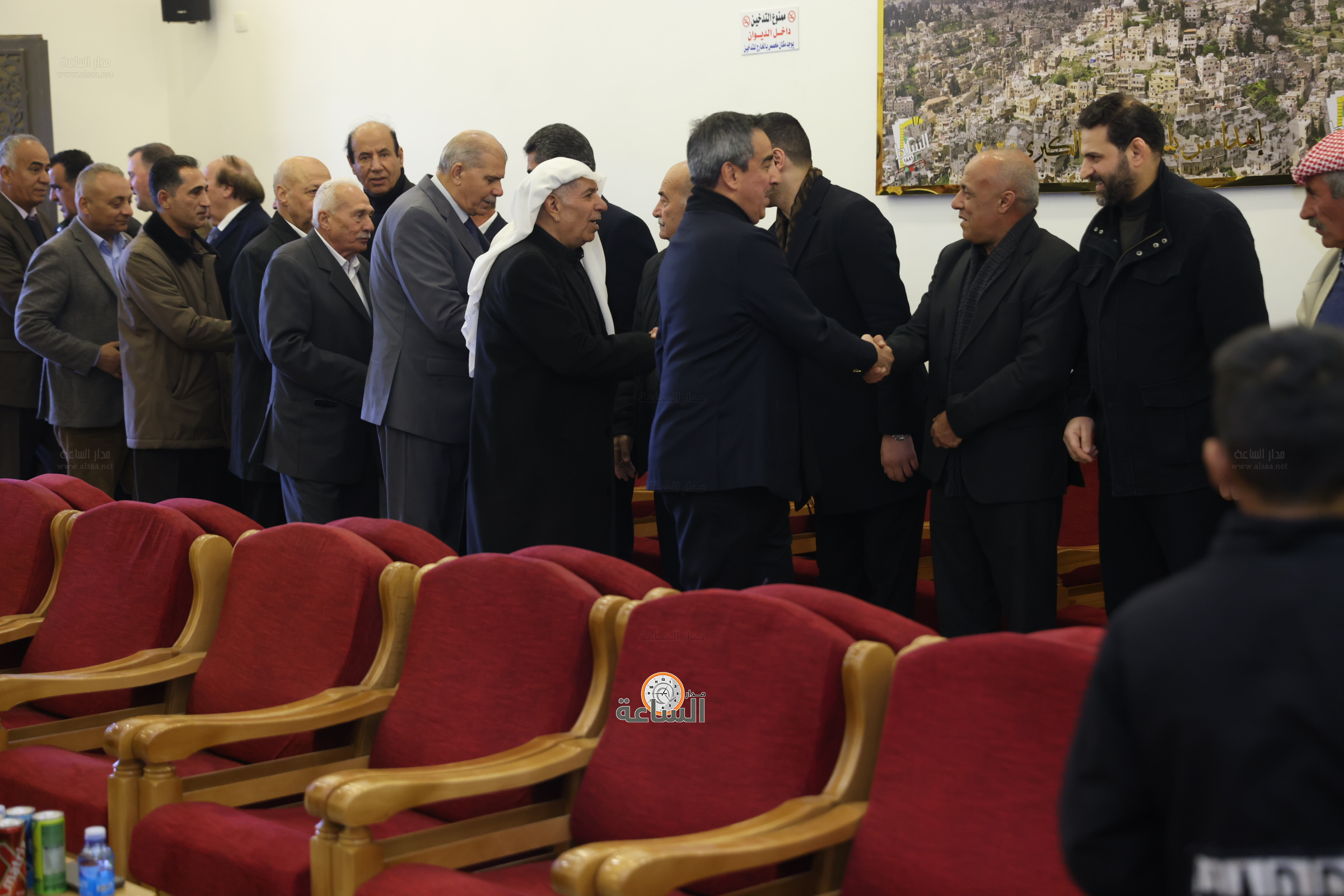 Madar Al-Saa Images 0.5808071691611664