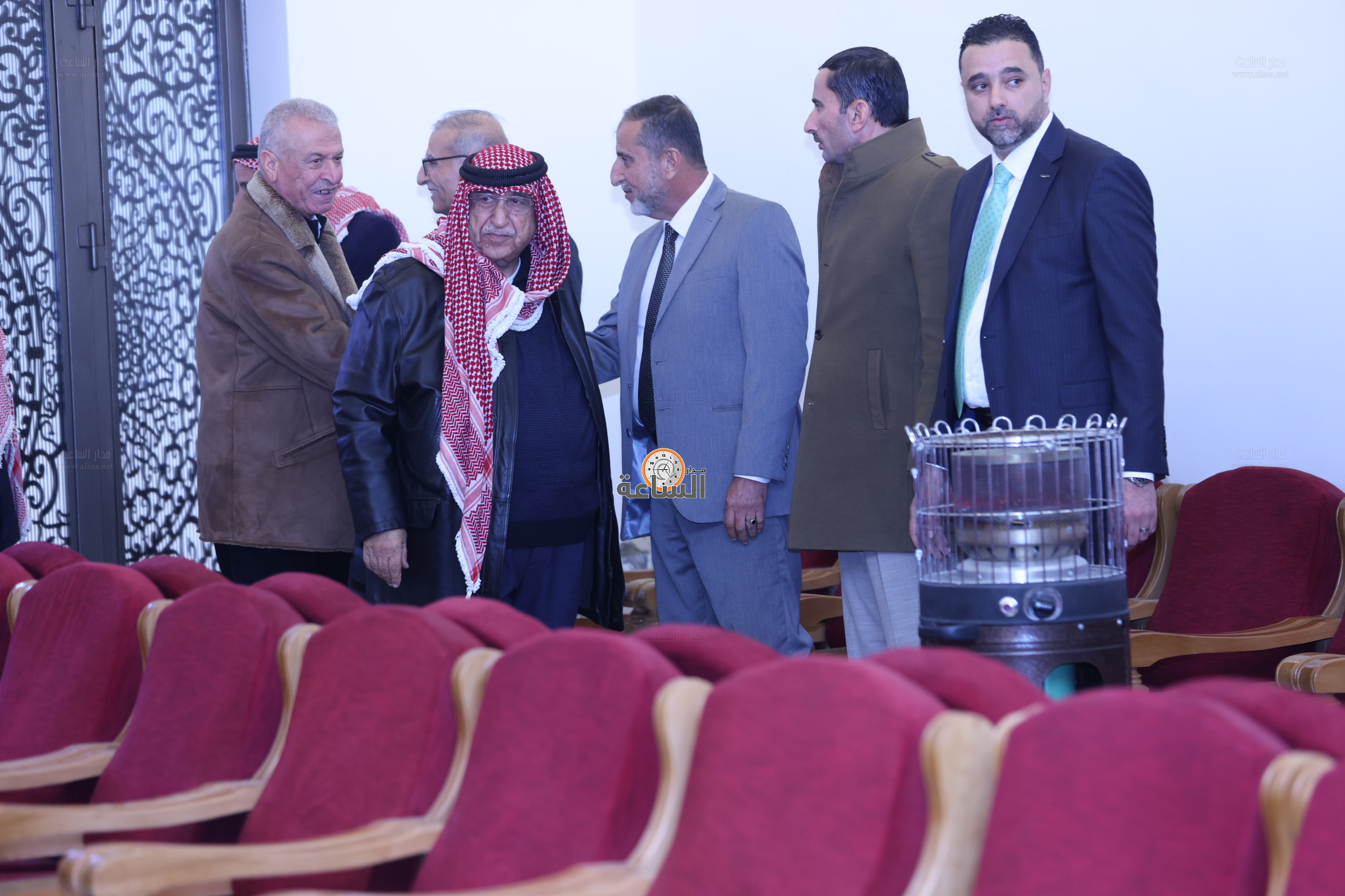 Madar Al-Saa Images 0.4773248734748492