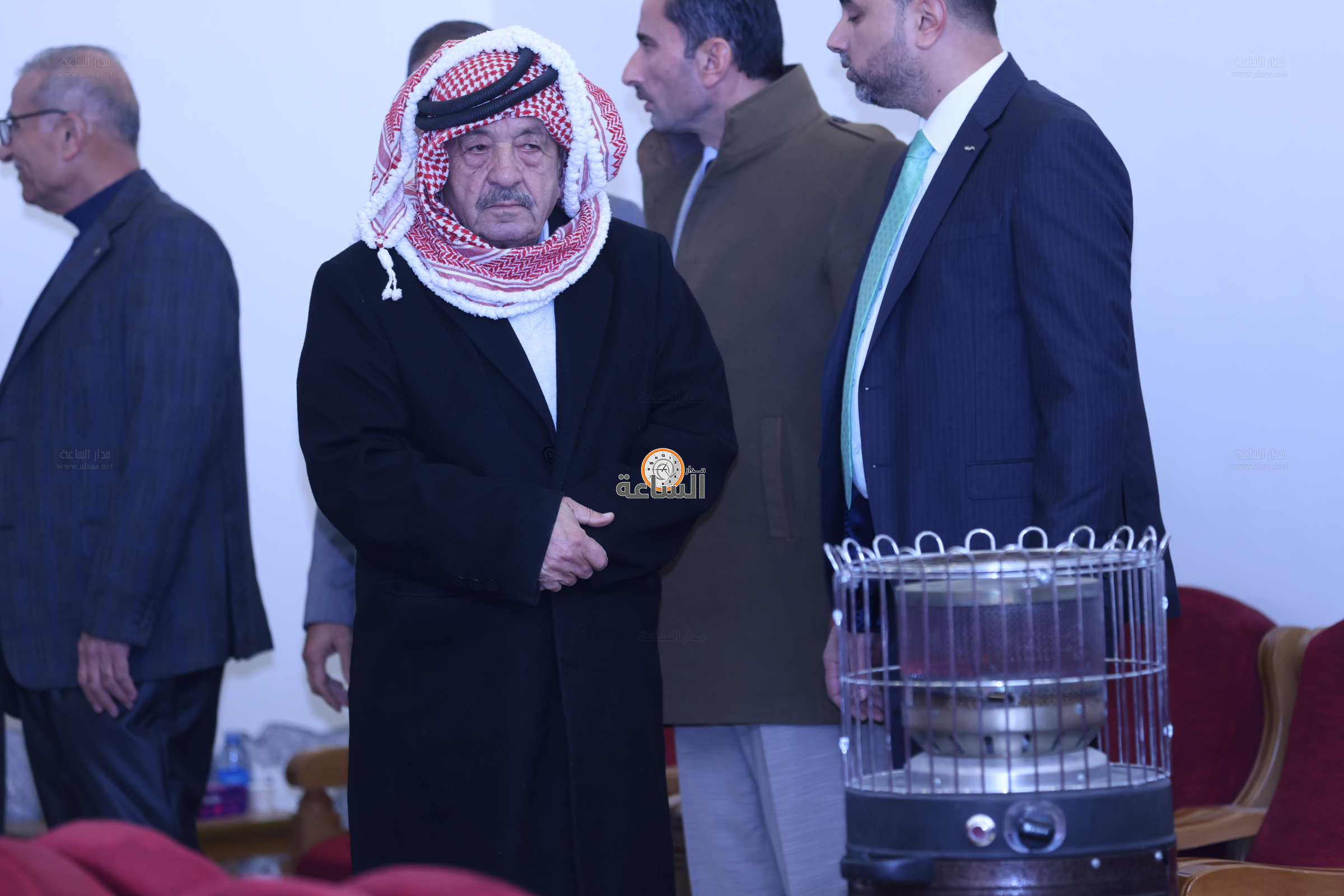 Madar Al-Saa Images 0.7146196648394418