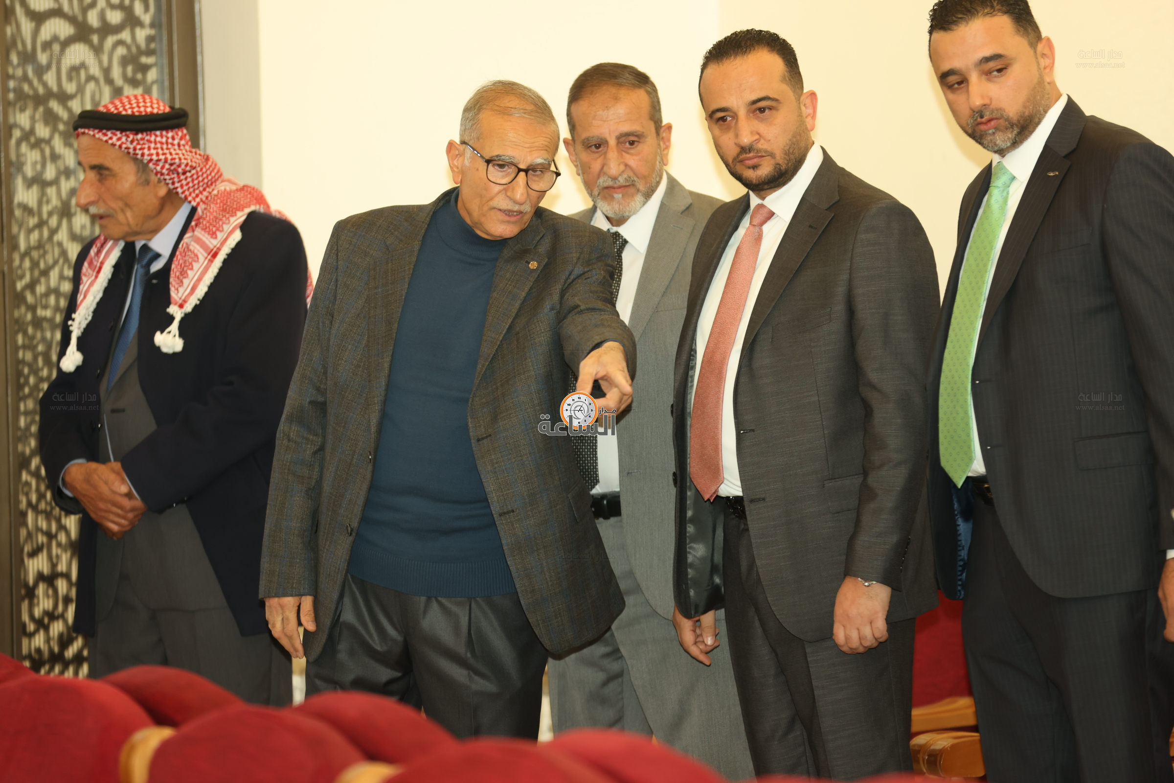 Madar Al-Saa Images 0.8145138349210707