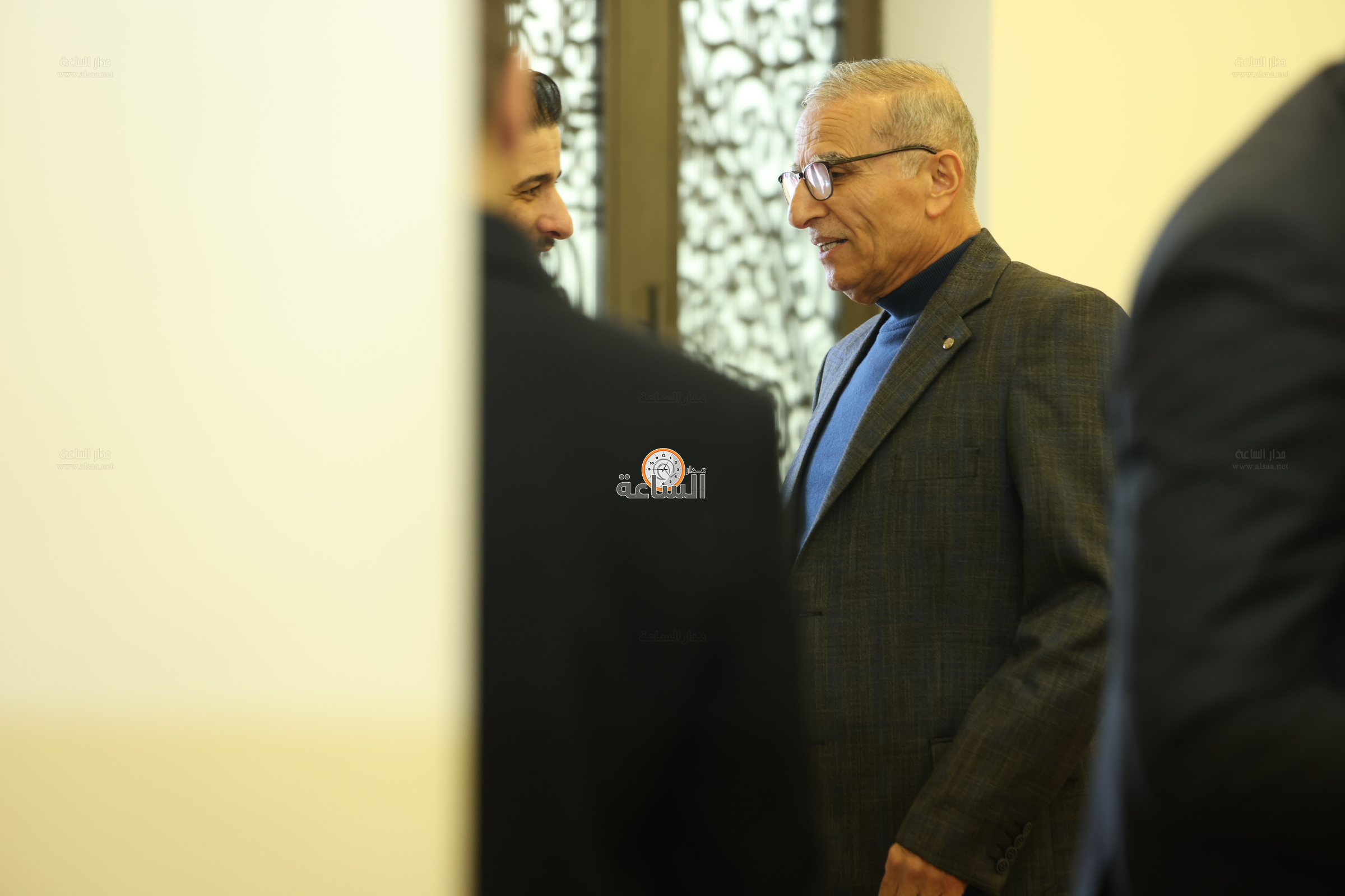 Madar Al-Saa Images 0.48019356767731025