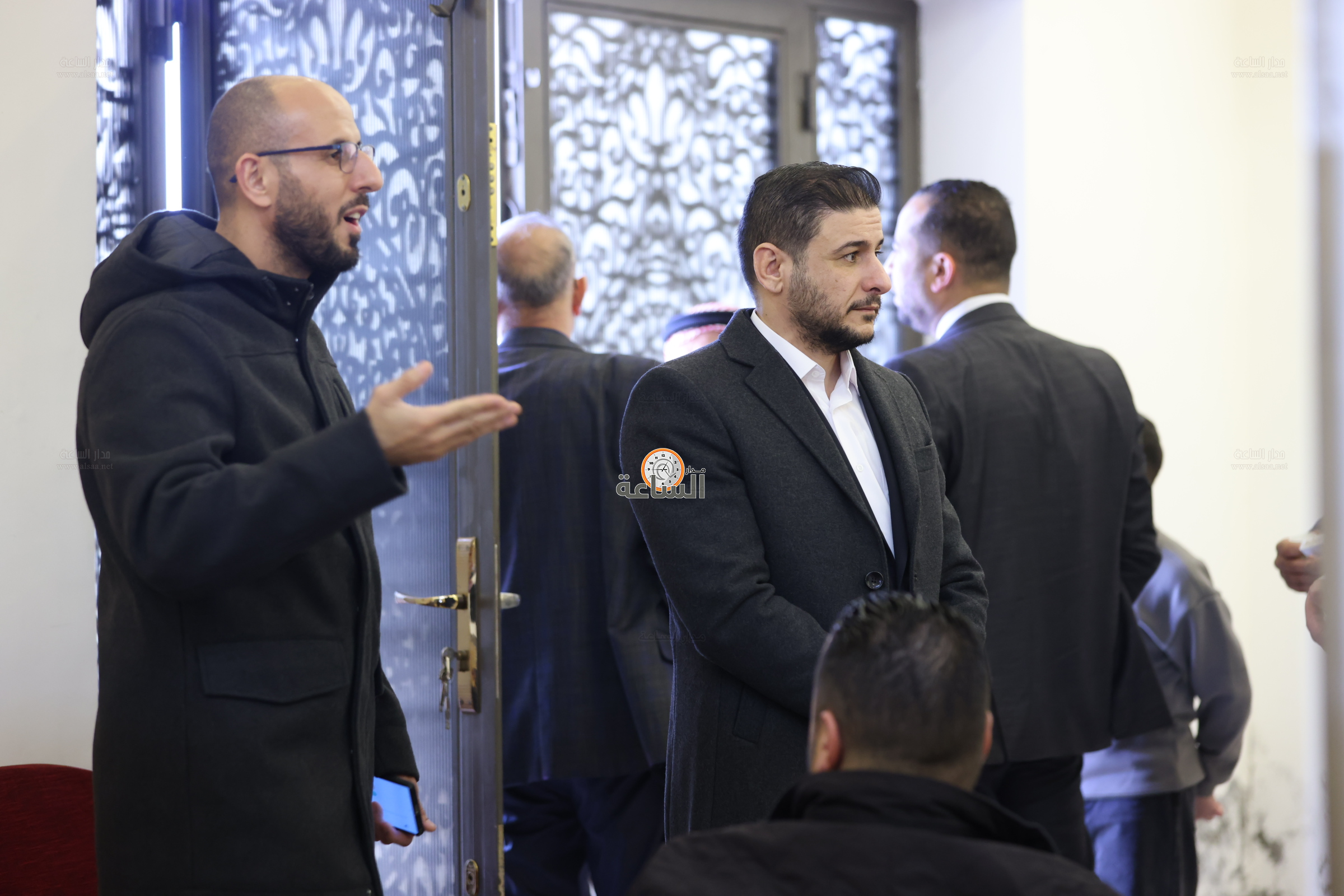 Madar Al-Saa Images 0.18323131172464613