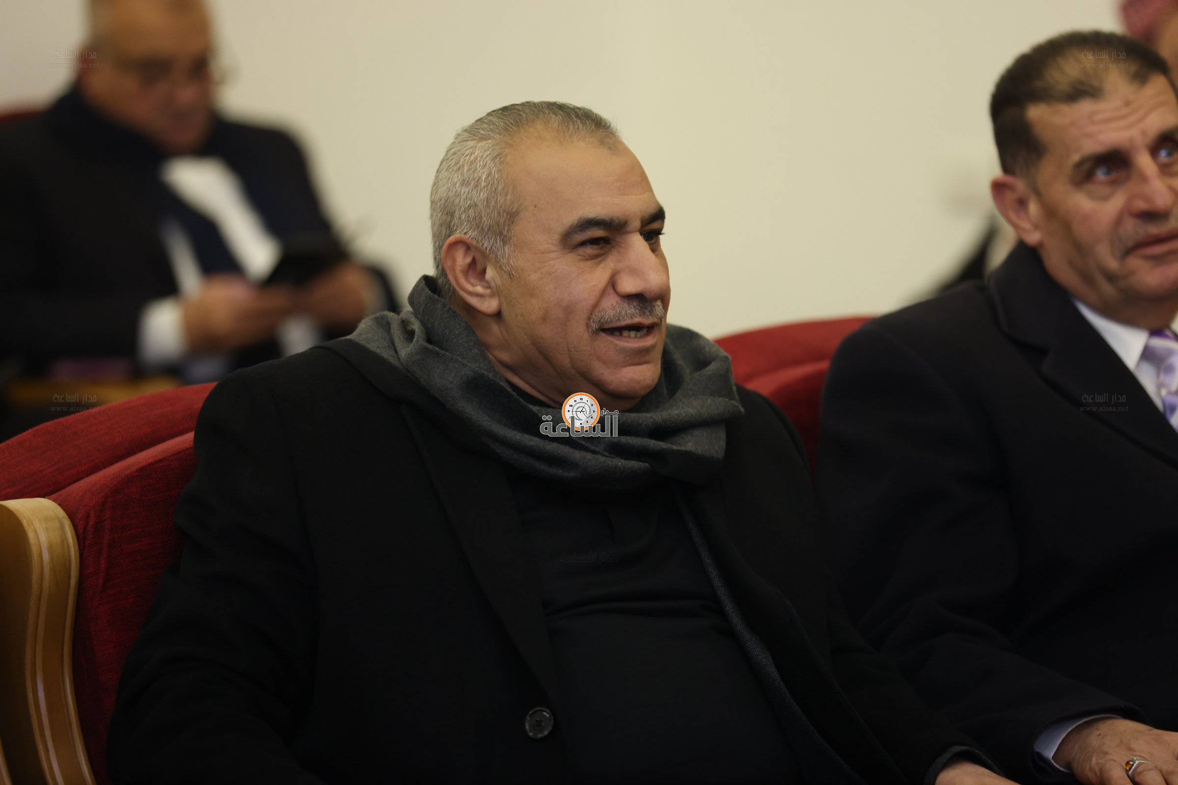 Madar Al-Saa Images 0.4212367229757278