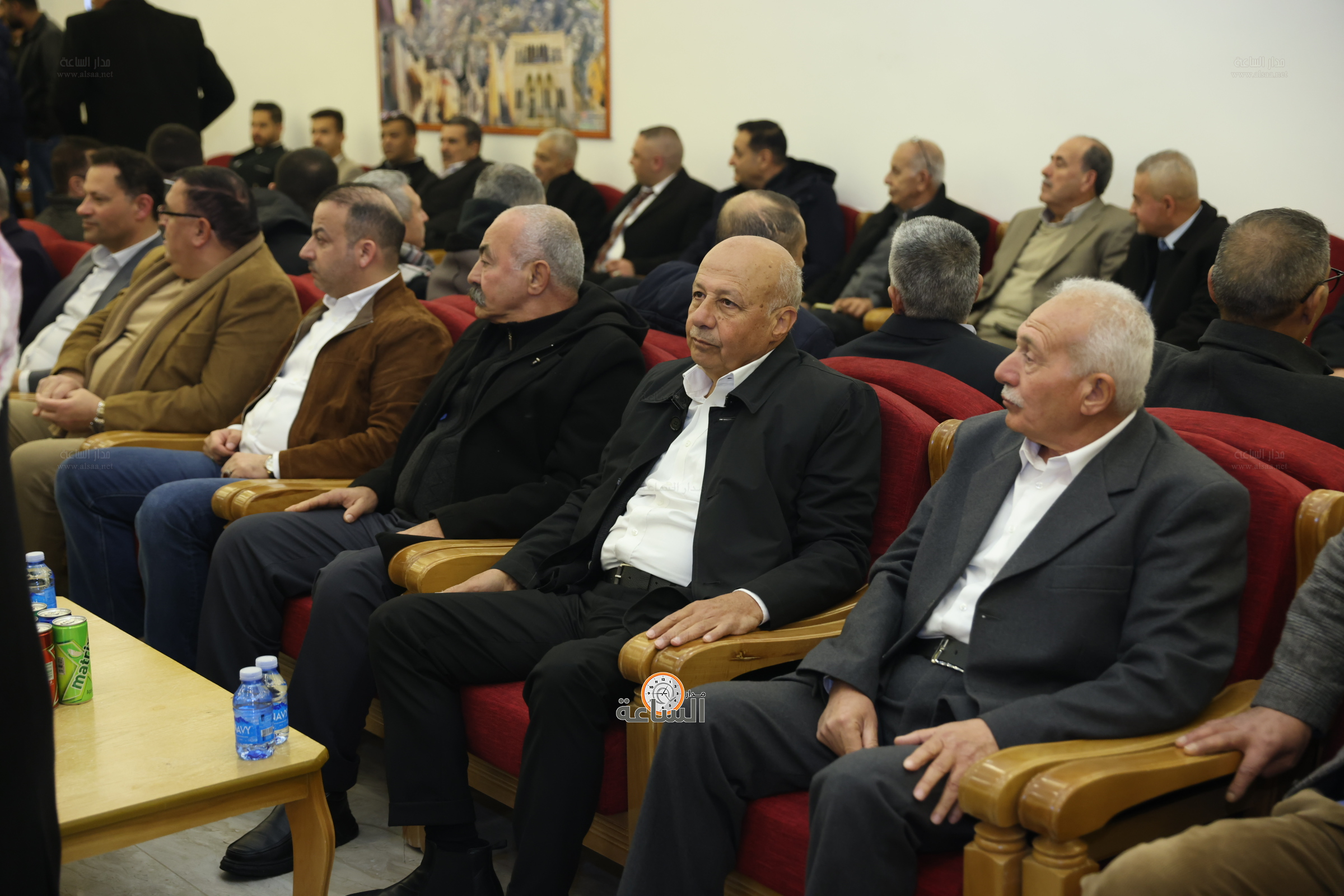 Madar Al-Saa Images 0.9071530786091853