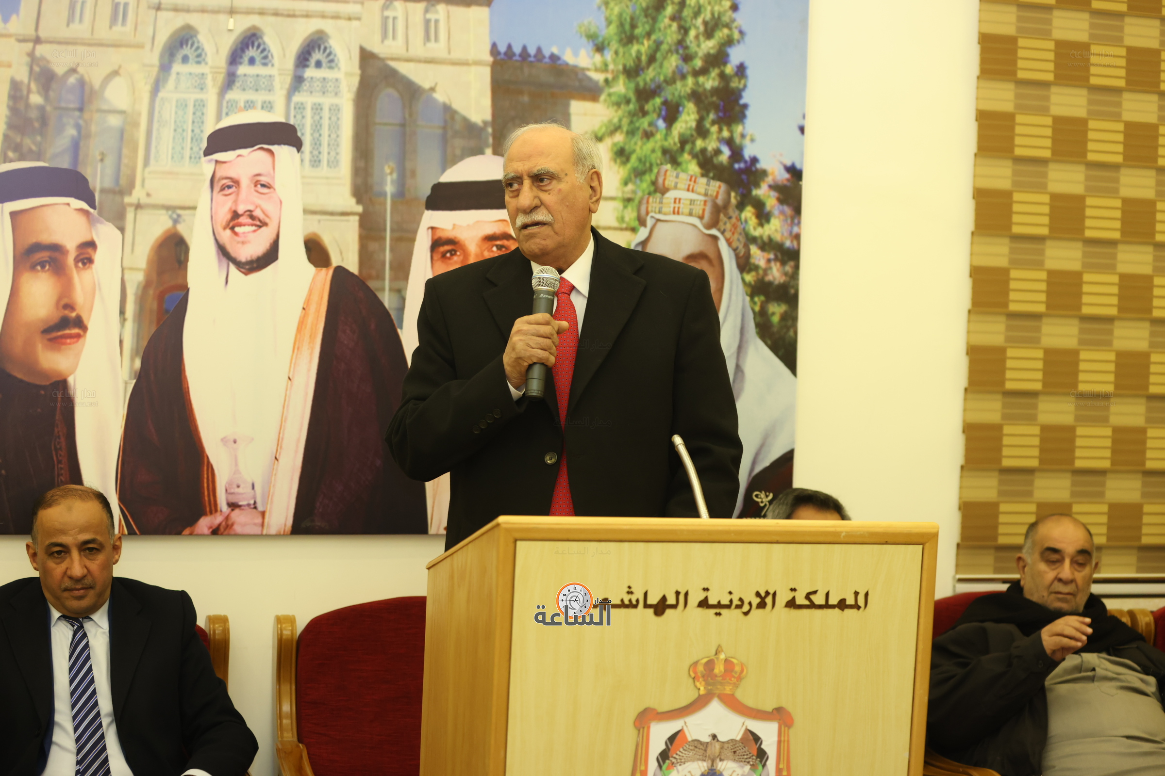 Madar Al-Saa Images 0.4349571521107617