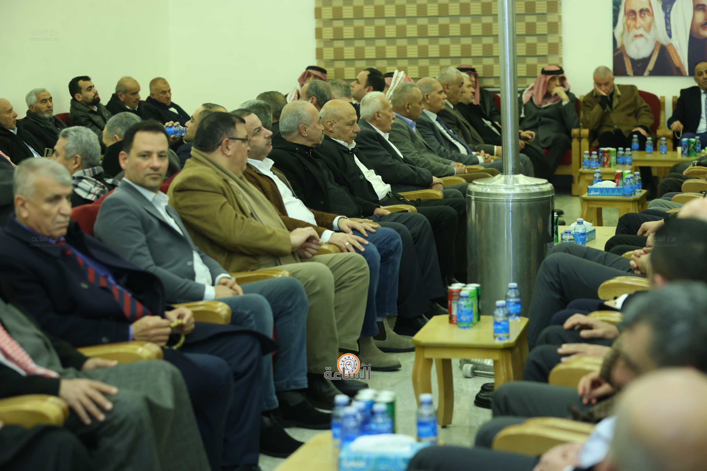 Madar Al-Saa Images 0.843145376614373