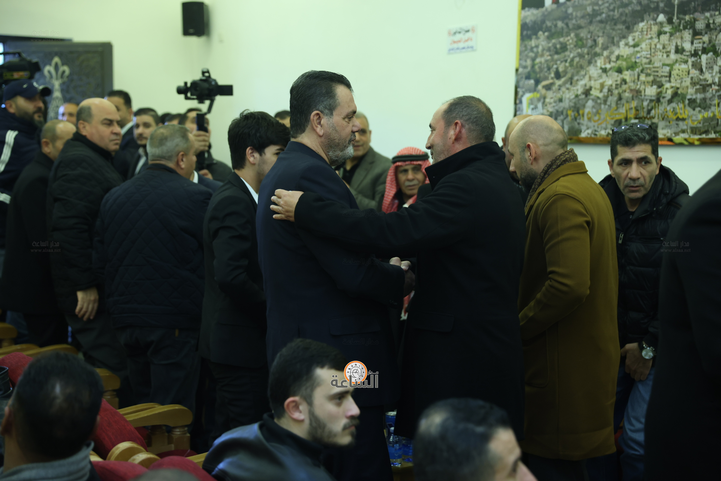 Madar Al-Saa Images 0.7397790850034329