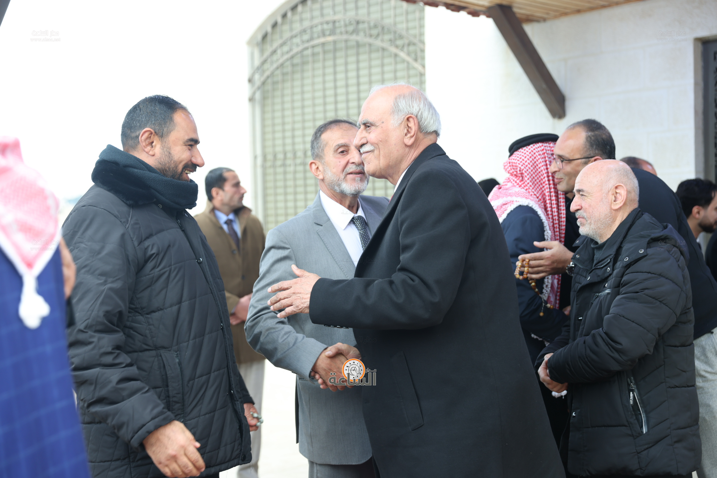 Madar Al-Saa Images 0.6146663379985122