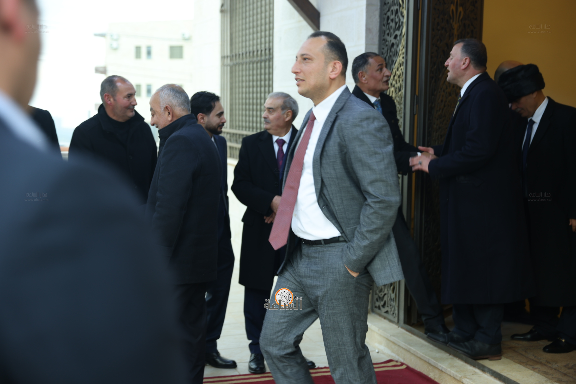 Madar Al-Saa Images 0.16216293671724147